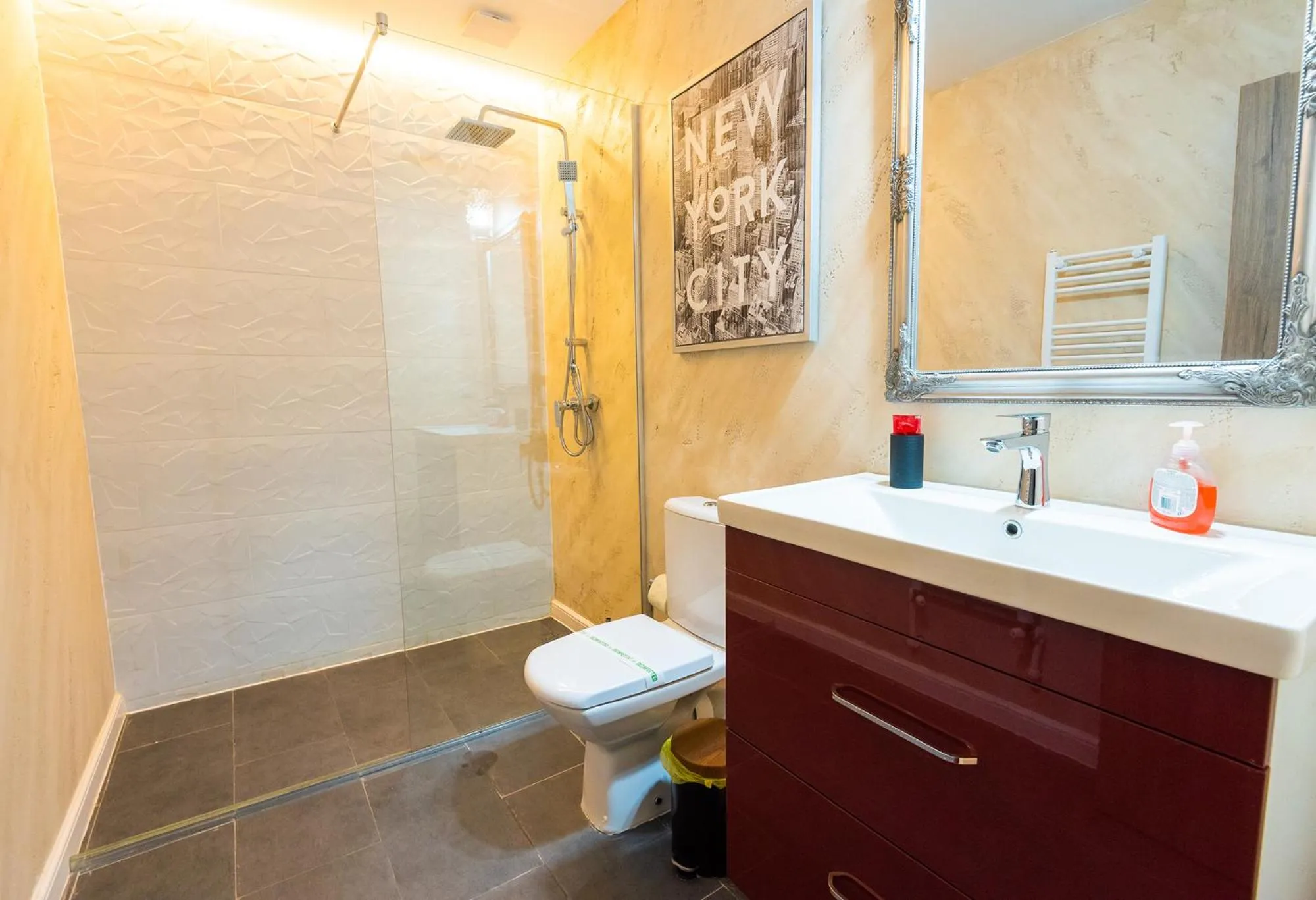 Bathroom in Hotel City Break