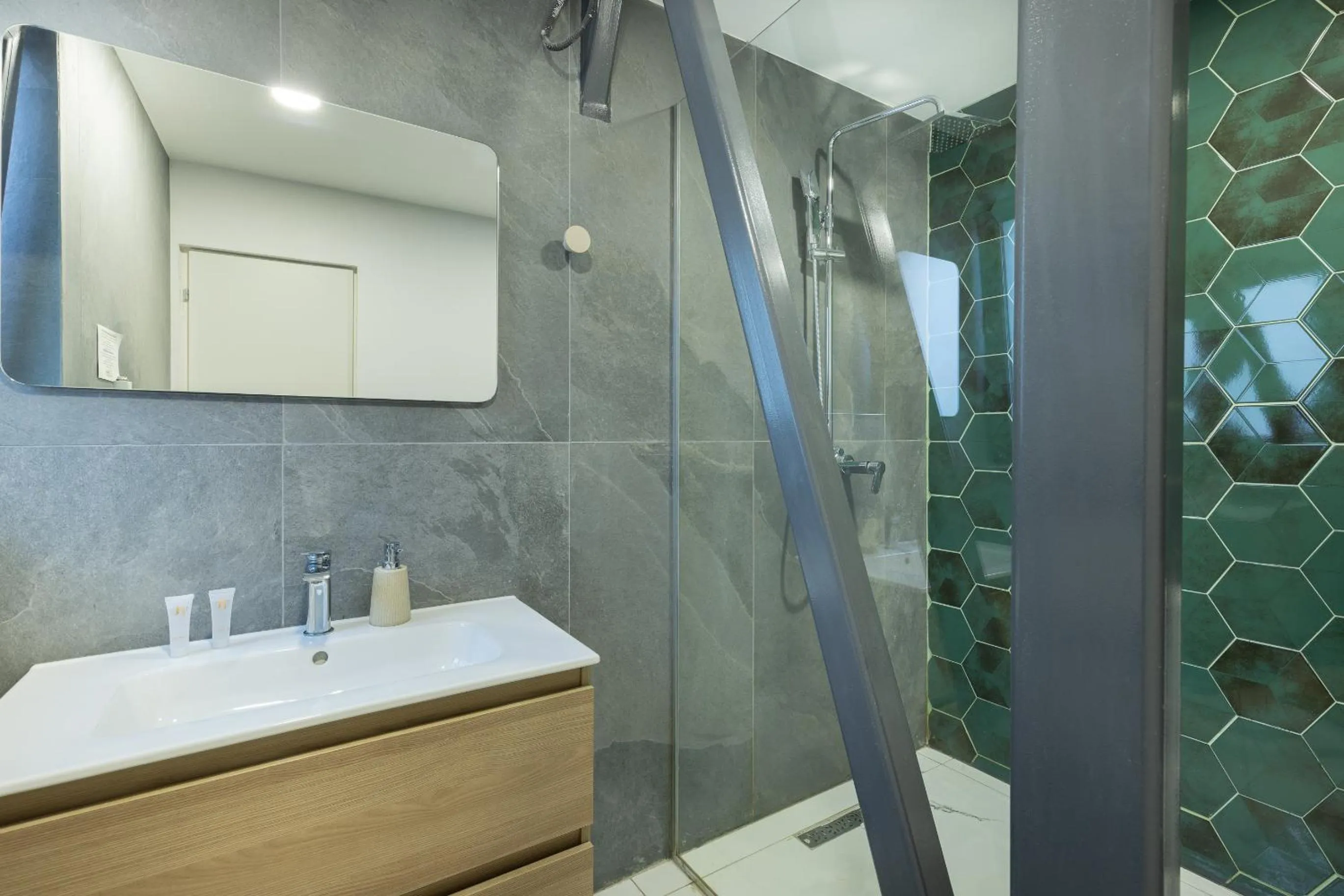 Bathroom in Hotel City Break