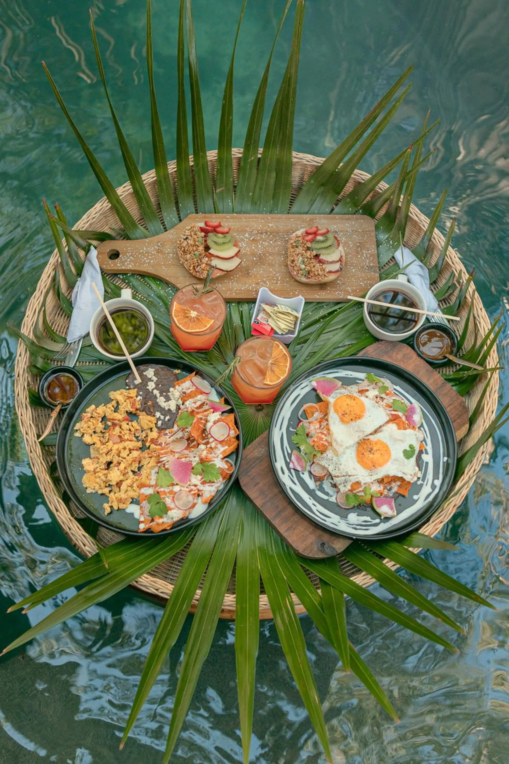 Food and drinks in The Yellow Nest Tulum