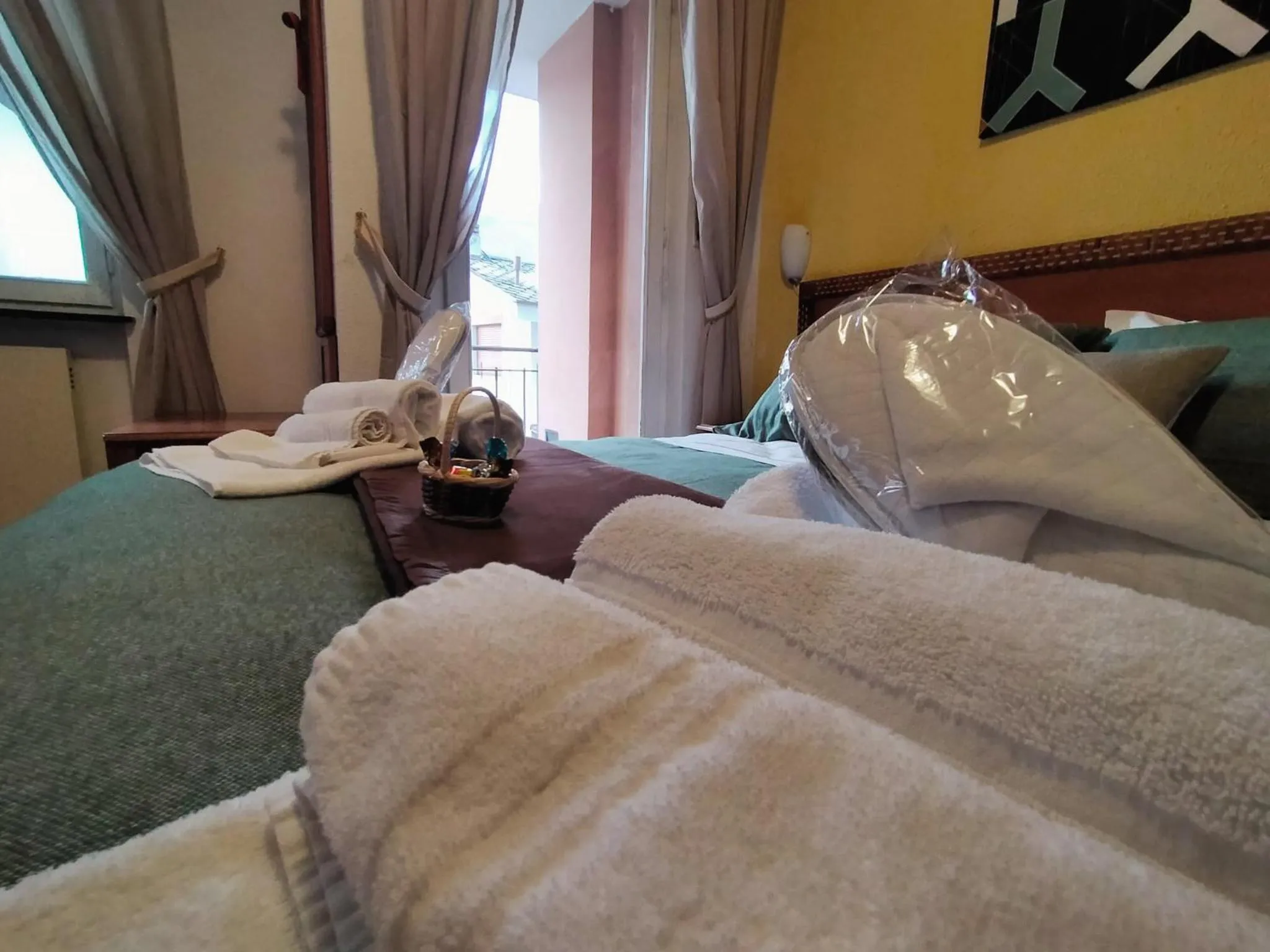 Photo of the whole room in Hotel La Chance