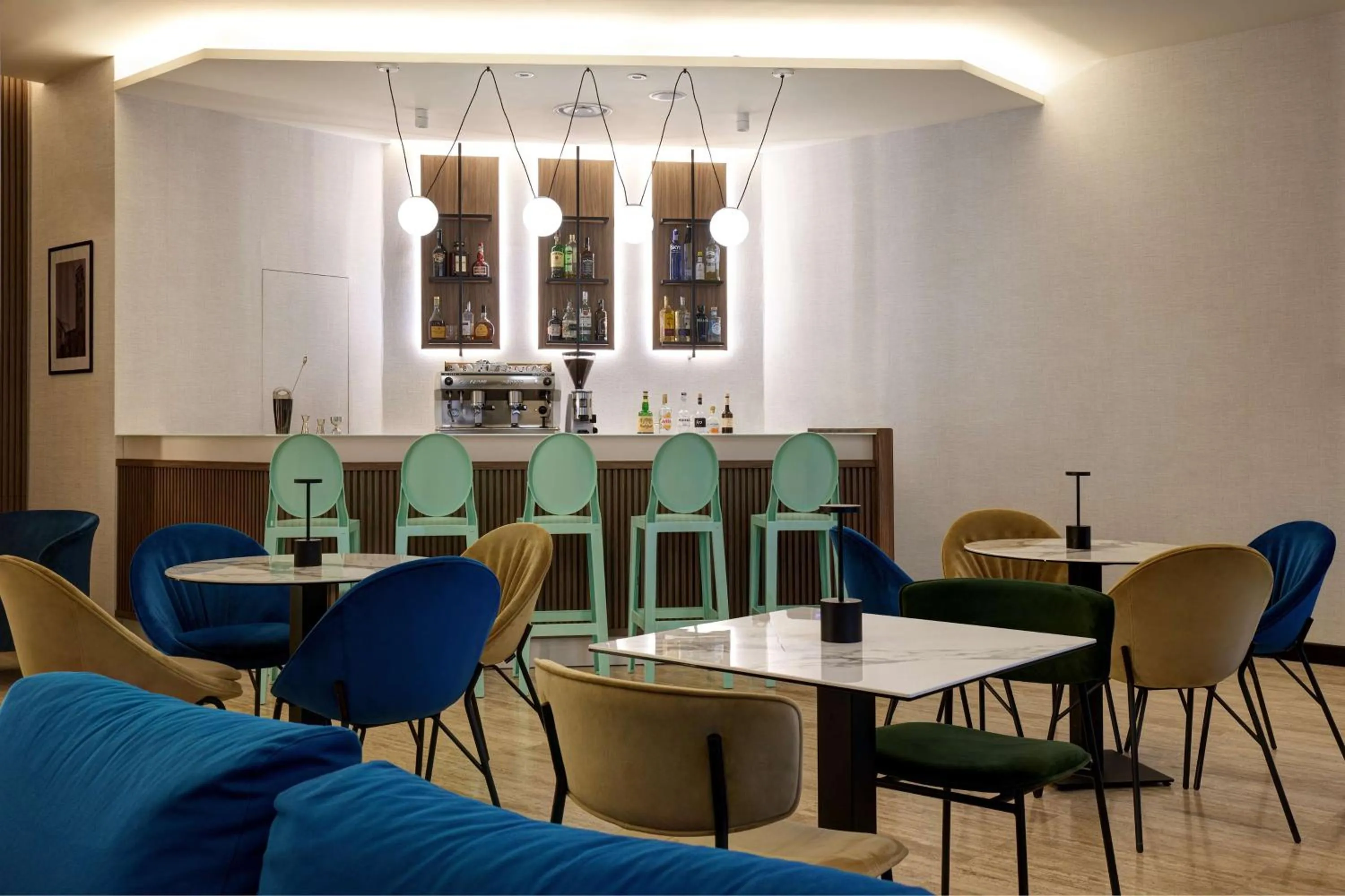 Lounge or bar in Radisson Hotel Ferrara