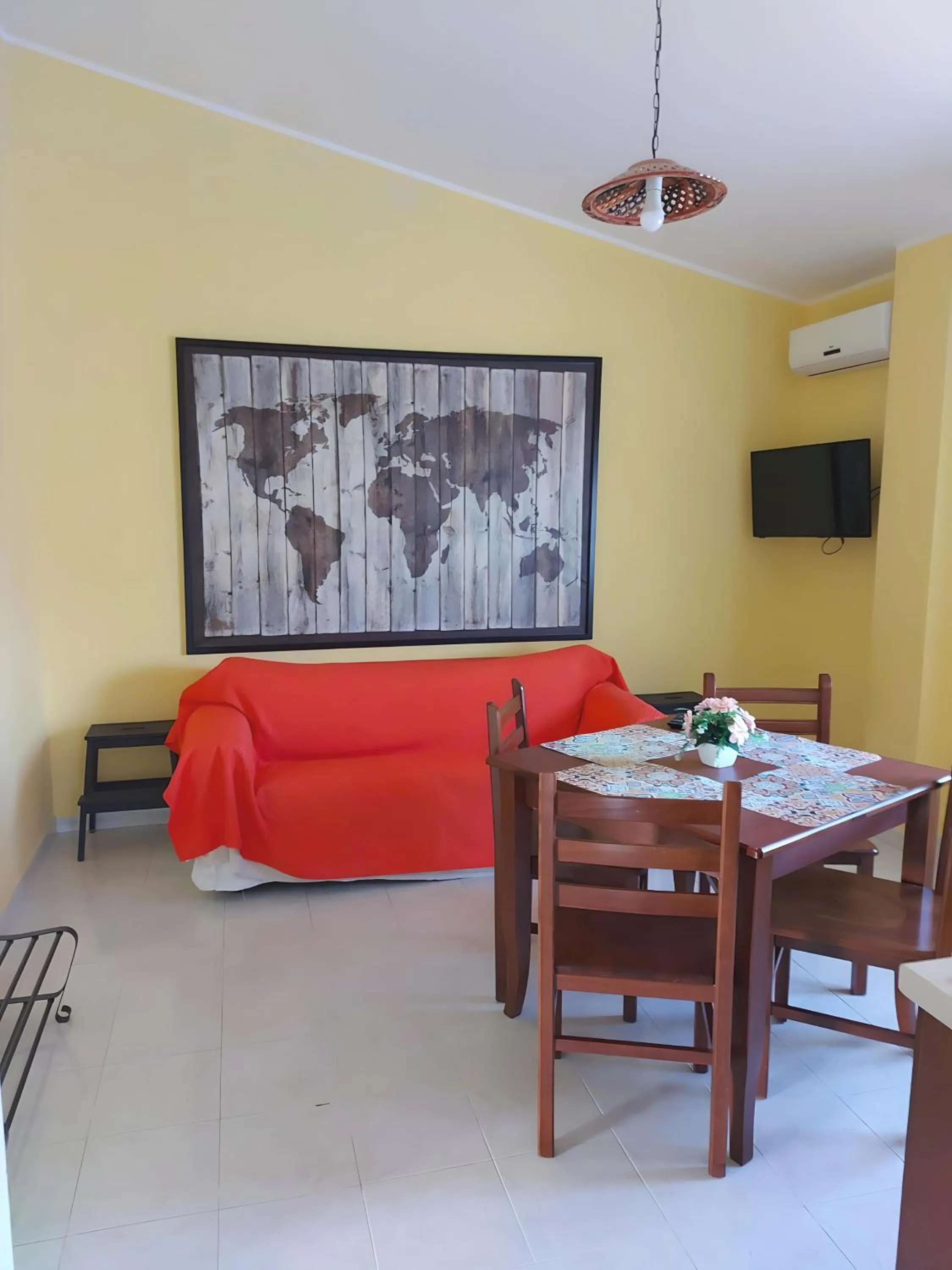 TV and multimedia in Villa Nadira