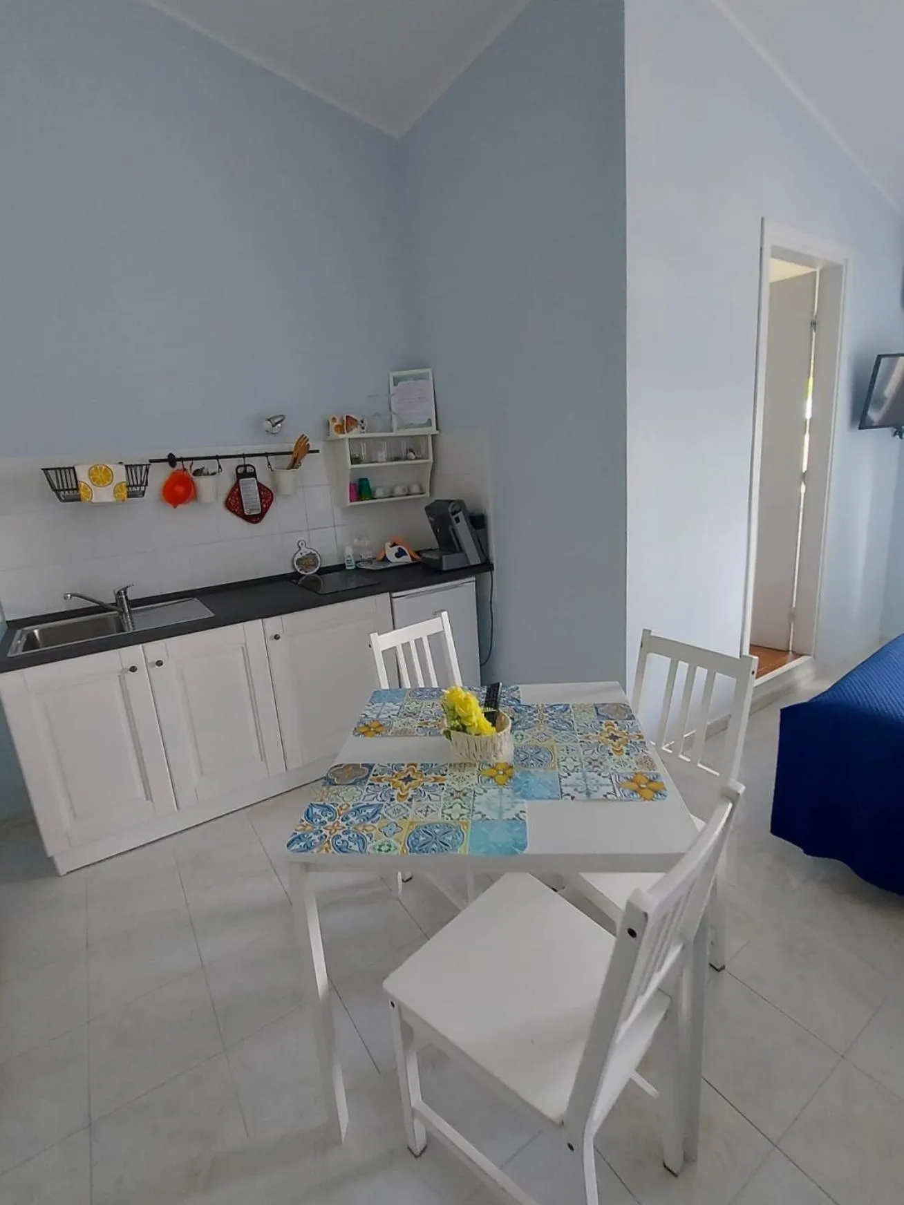 Kitchen or kitchenette in Villa Nadira