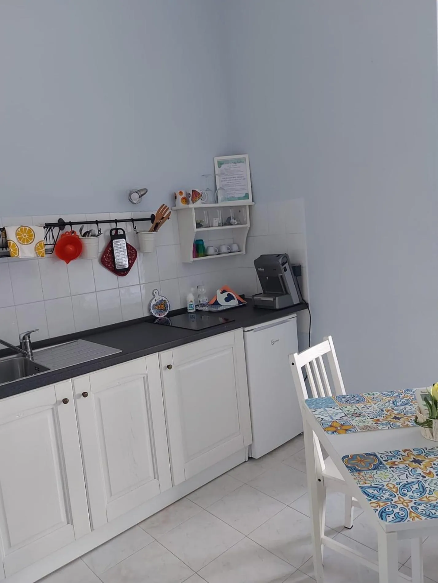 Kitchen or kitchenette in Villa Nadira