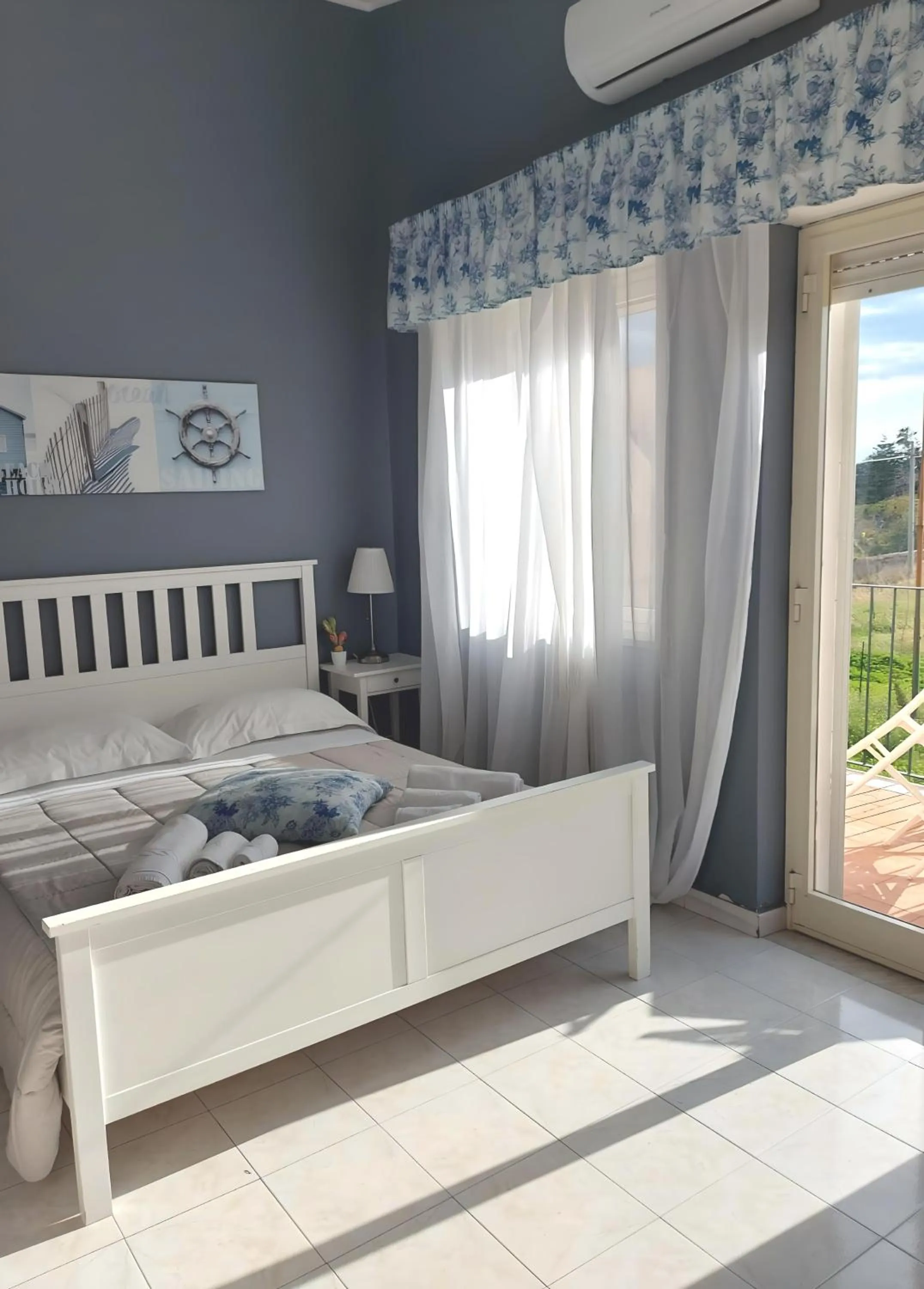 Nearby landmark, Bed in Villa Nadira