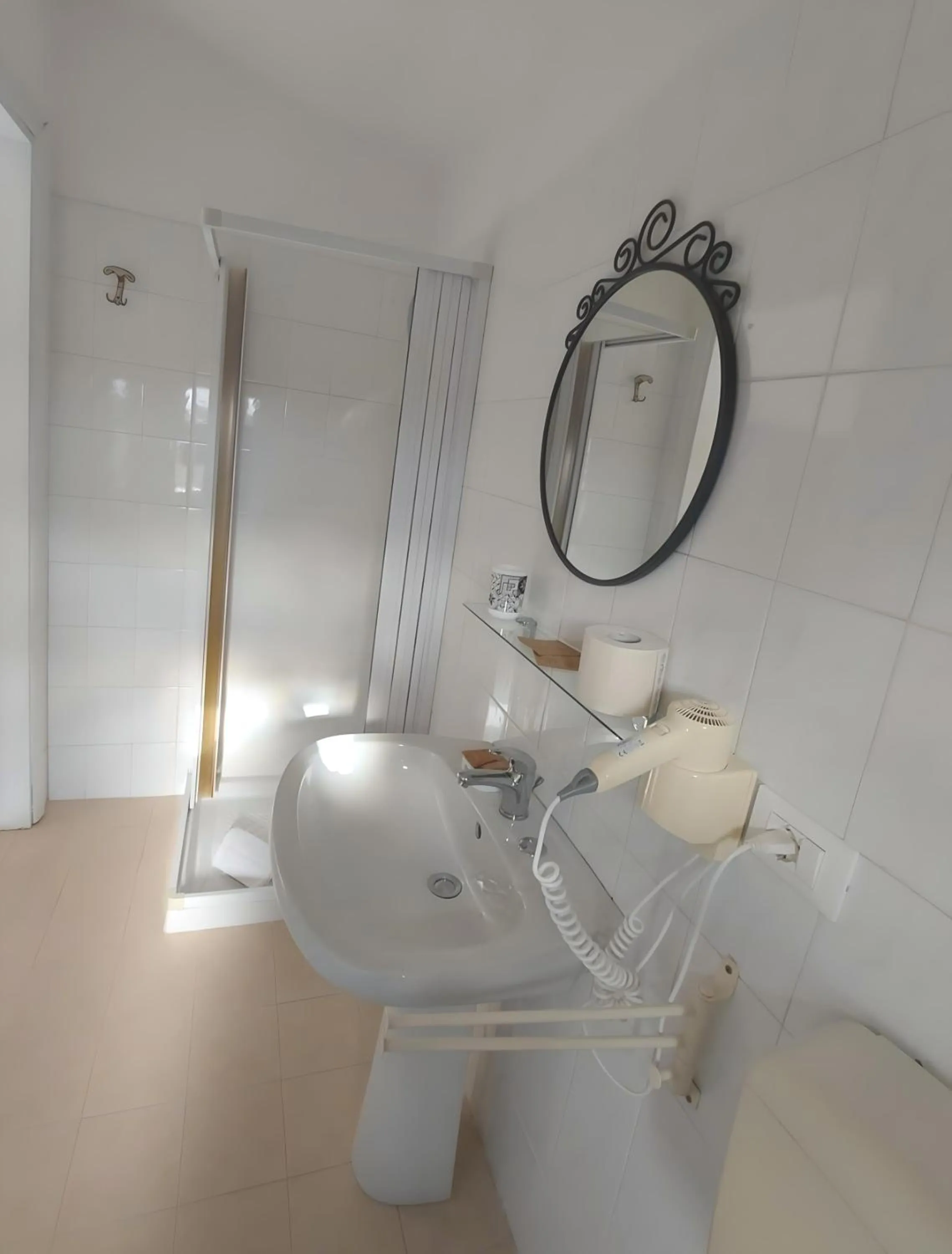 Shower in Villa Nadira