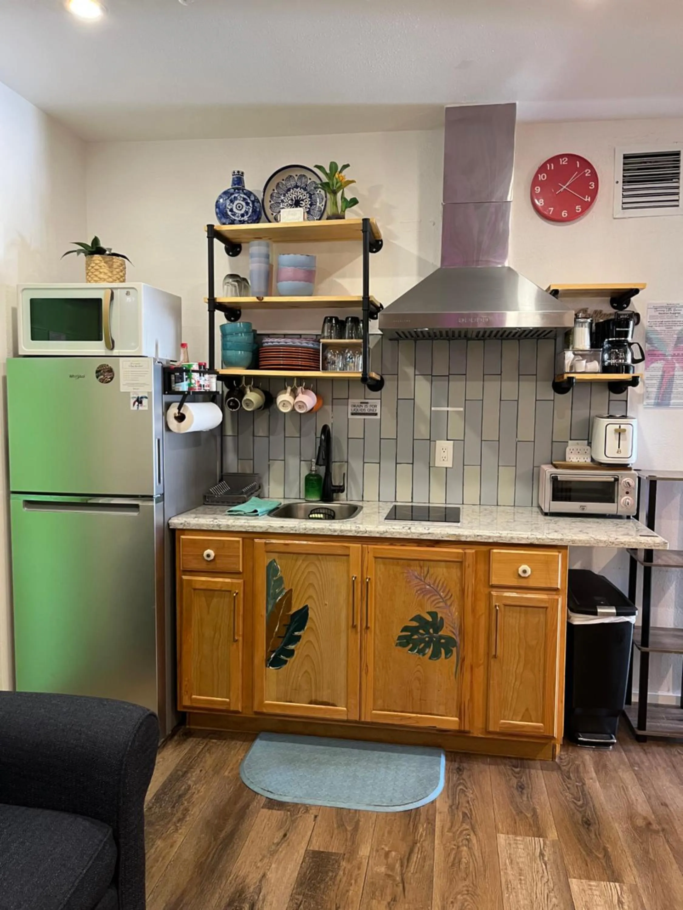 Stunning Little Havana Suites Close to airport, Calle Ocho, Brickell, Wynwood and the Beaches - Free Parking