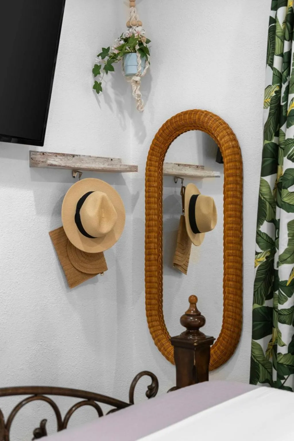 Stunning Little Havana Suites Close to airport, Calle Ocho, Brickell, Wynwood and the Beaches - Free Parking