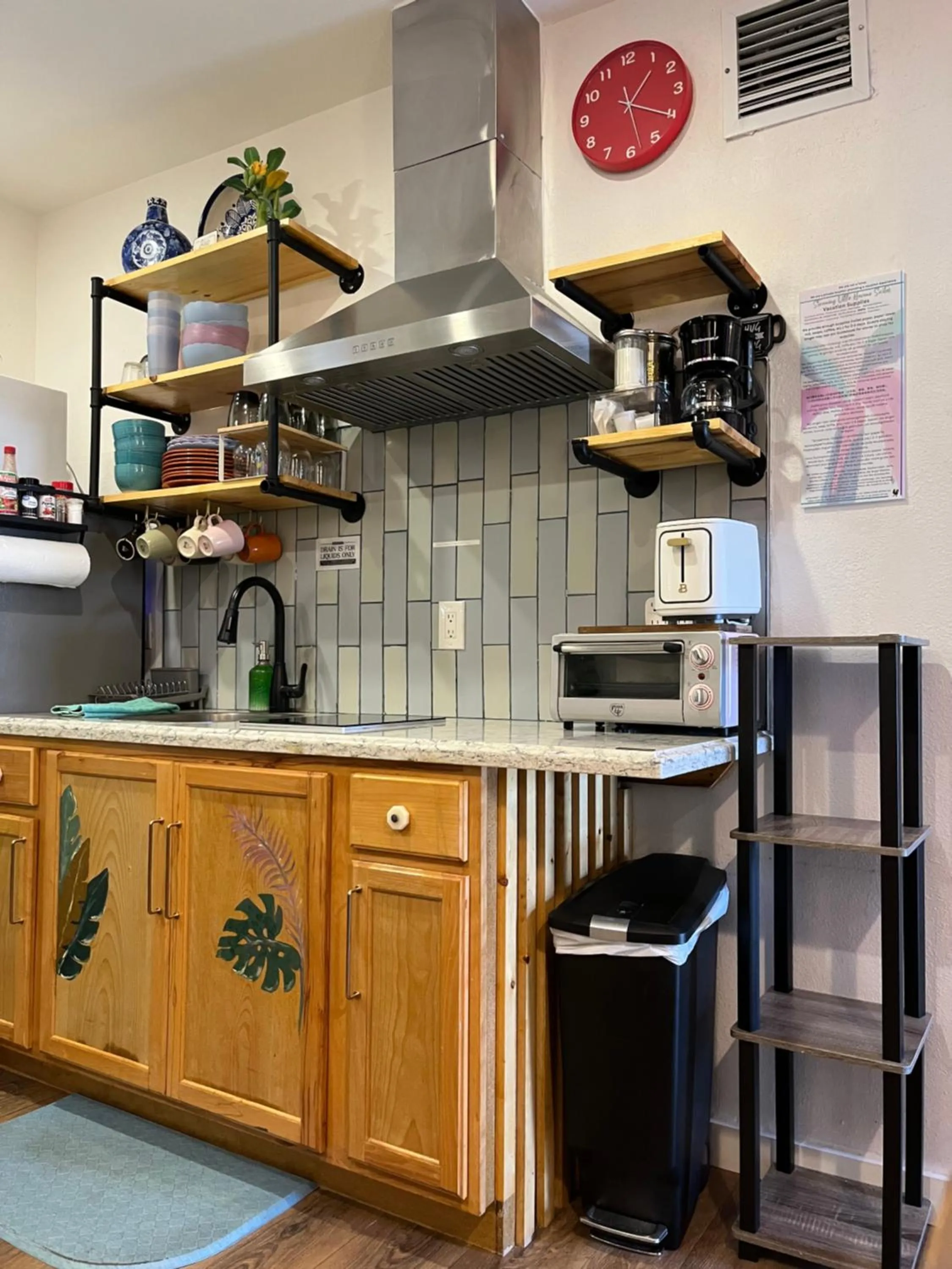 Stunning Little Havana Suites Close to airport, Calle Ocho, Brickell, Wynwood and the Beaches - Free Parking