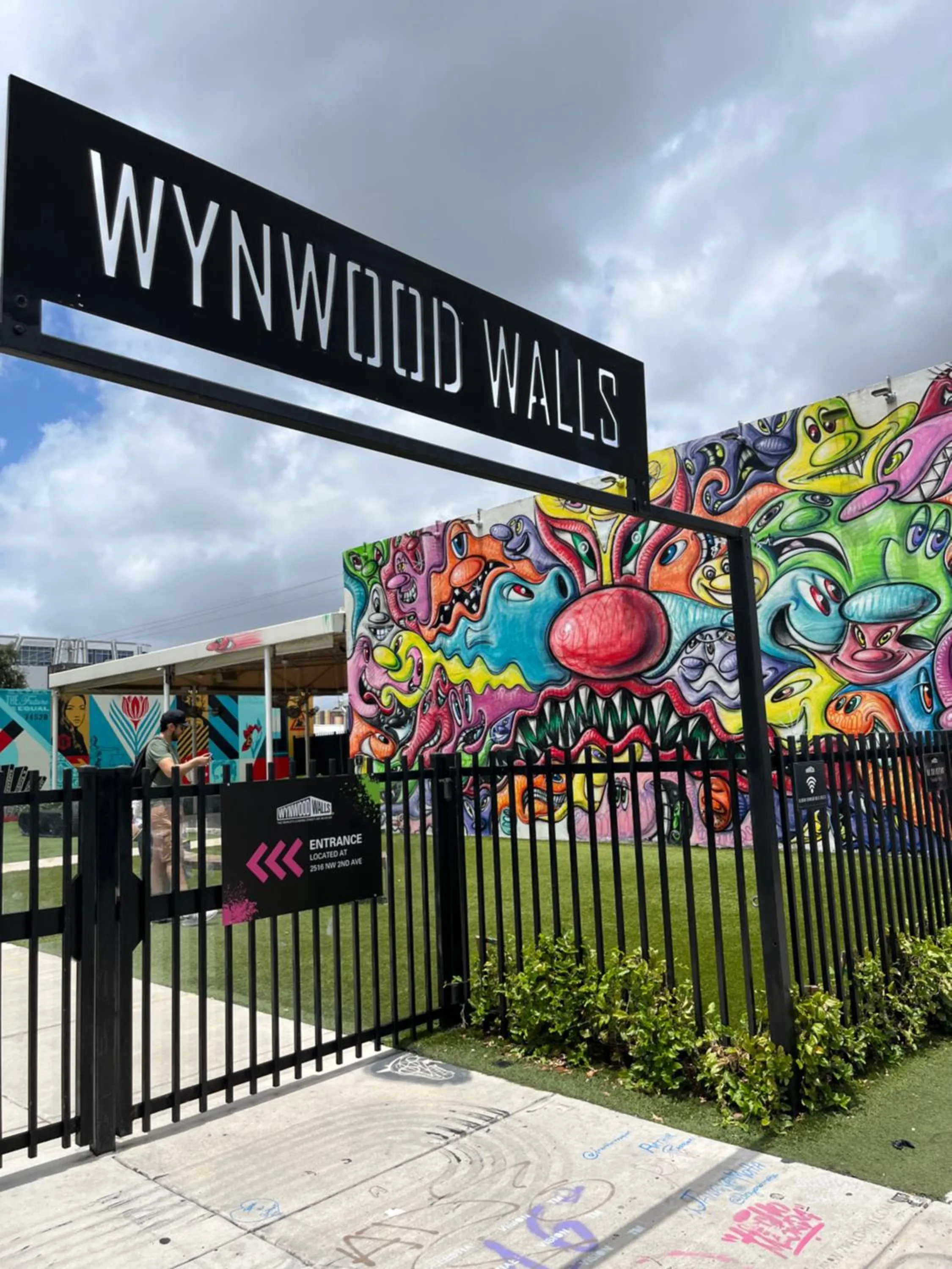 Stunning Little Havana Suites Close to airport, Calle Ocho, Brickell, Wynwood and the Beaches - Free Parking