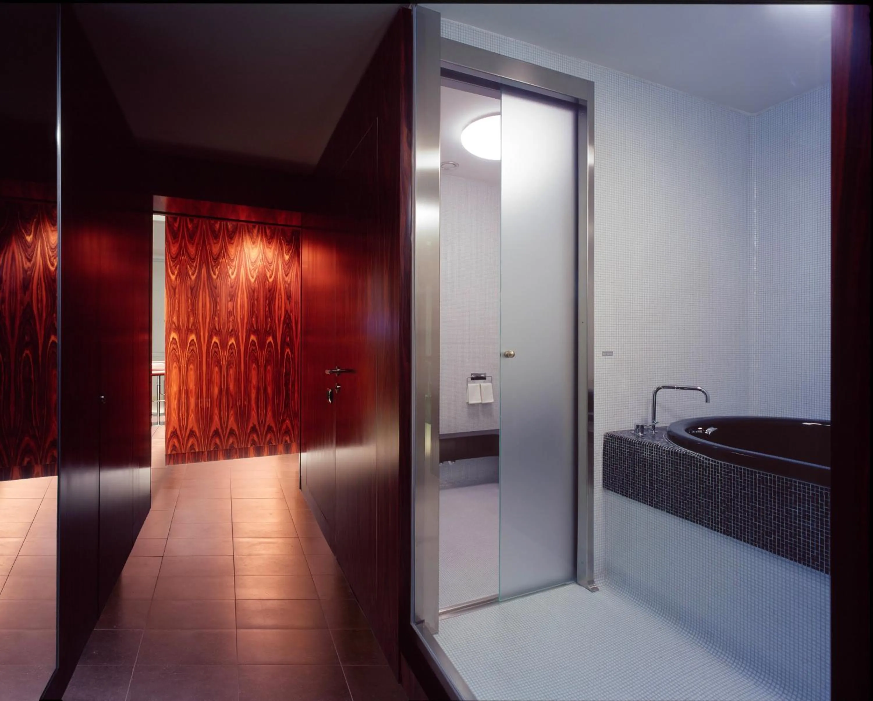 Bathroom in UNA Hotels Vittoria Firenze