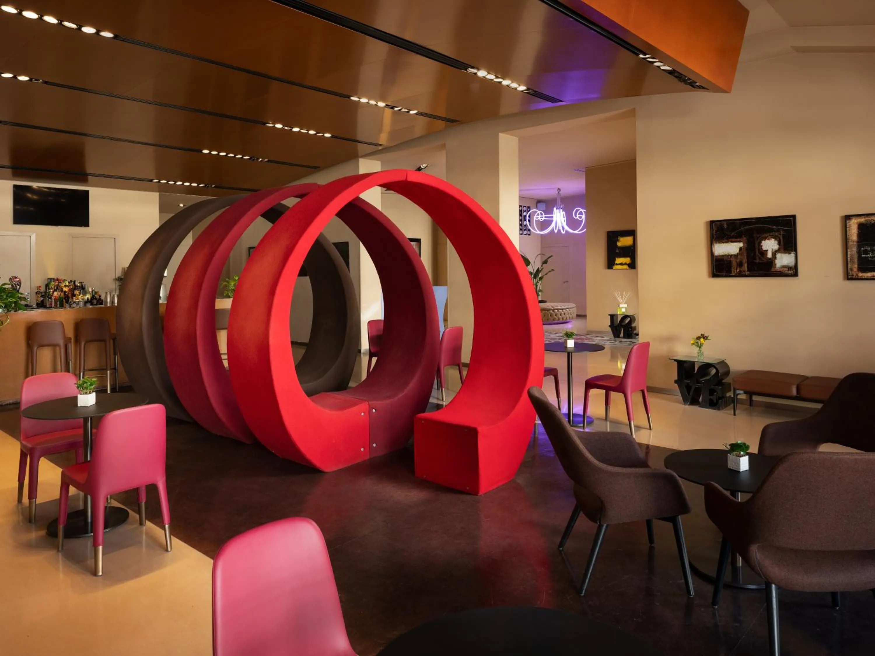 Lounge or bar in UNA Hotels Vittoria Firenze