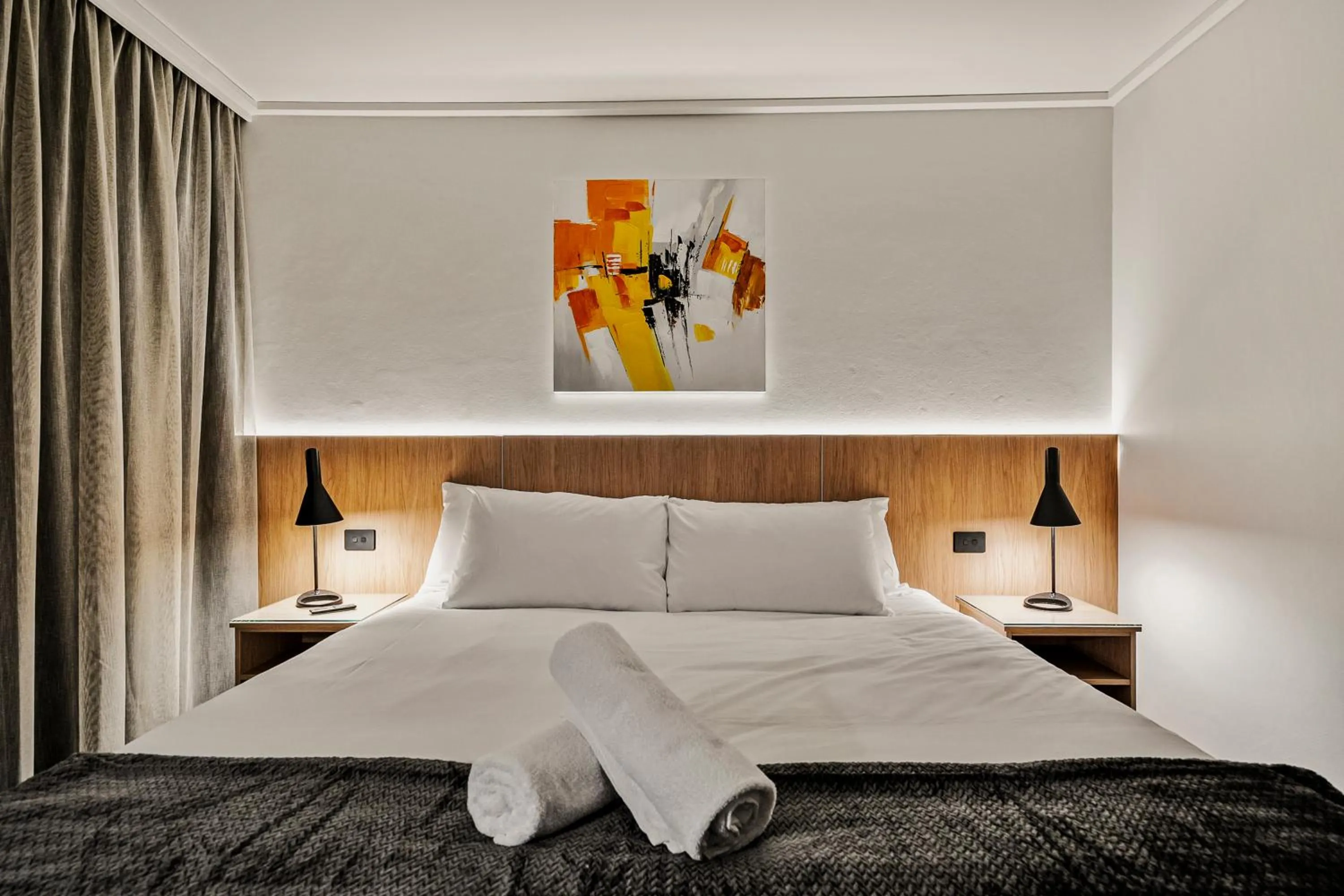 Bed in Prince of Wales Hotel