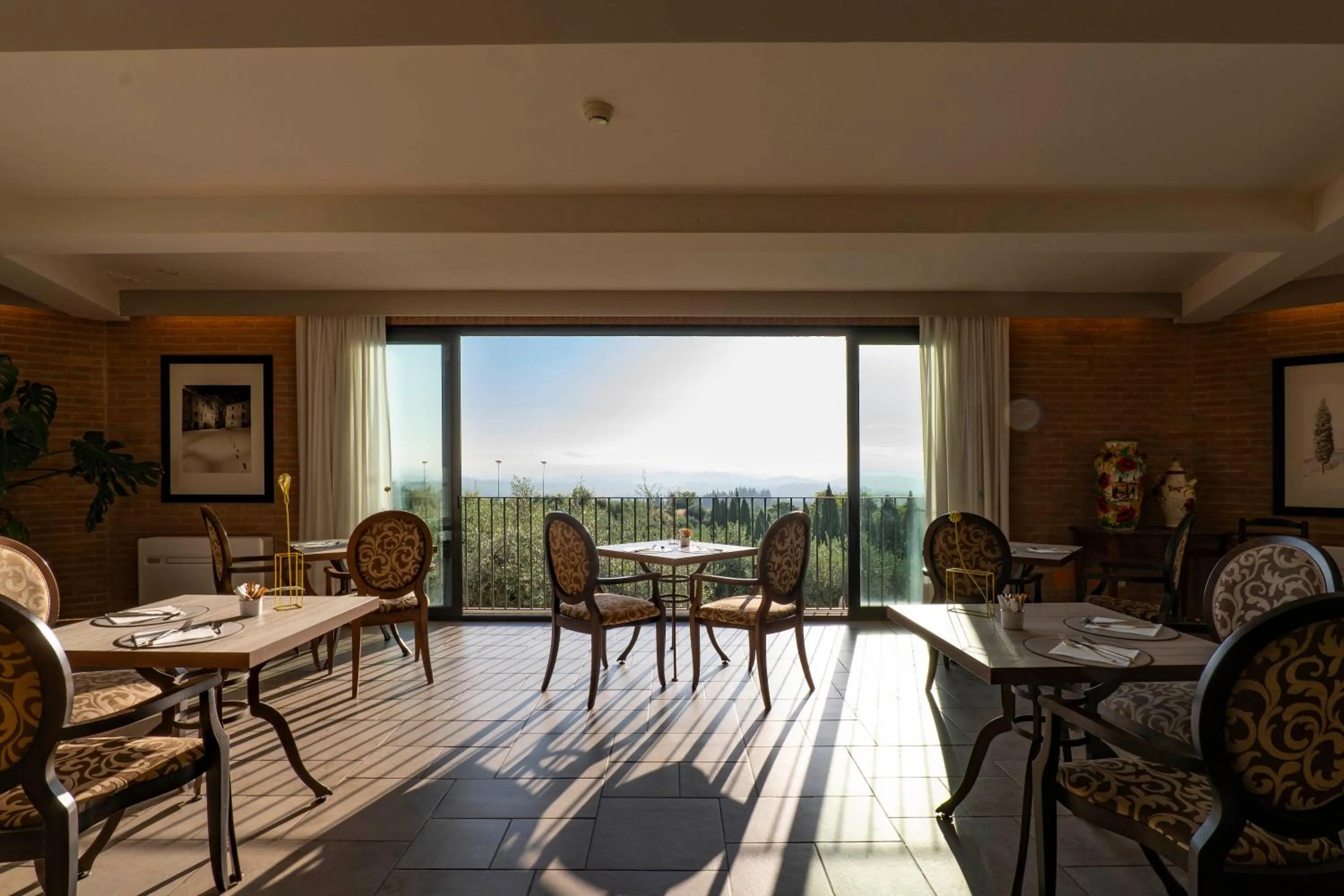 Restaurant/places to eat in Villasanpaolo Resort & Spa