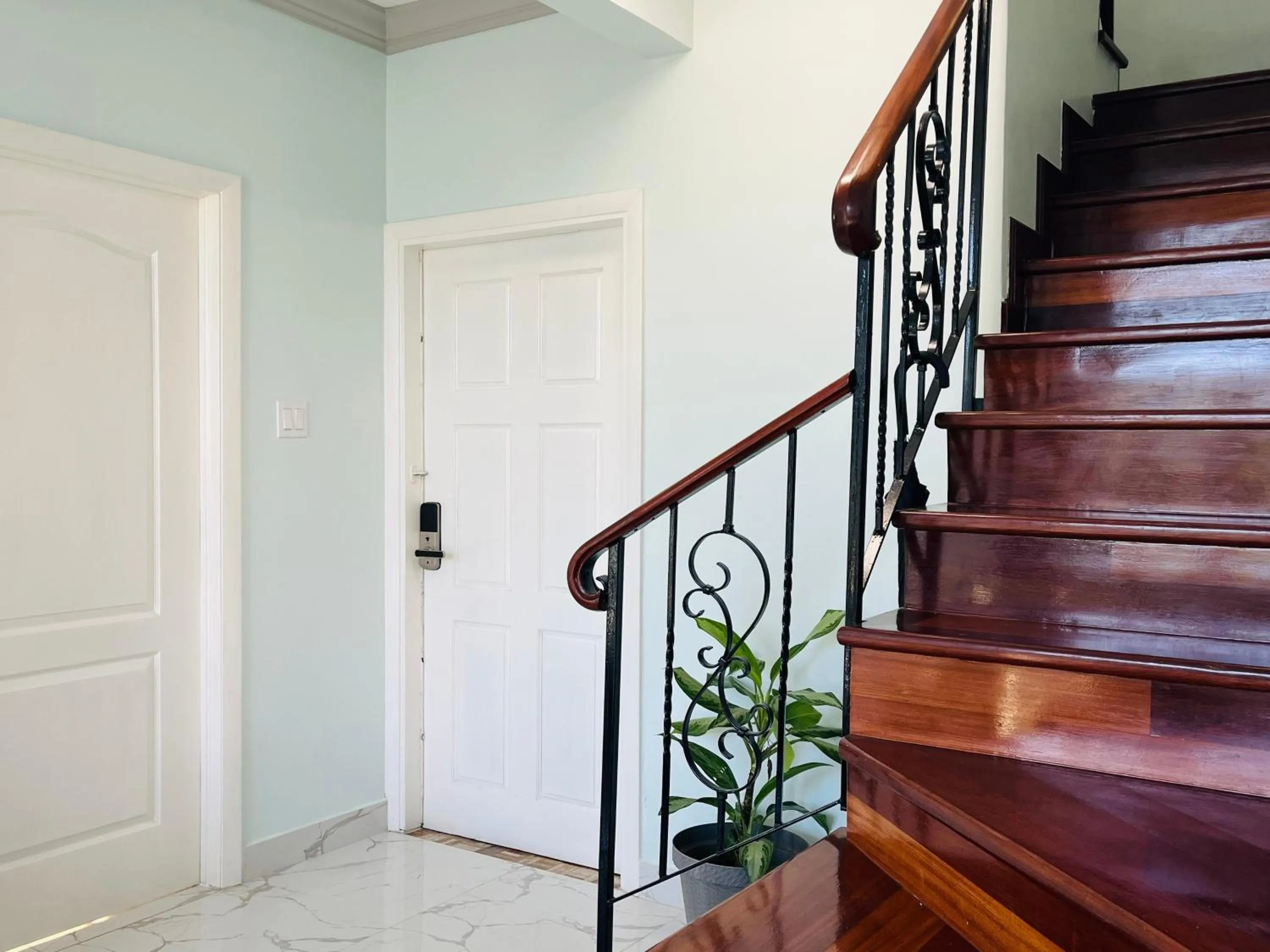 Facade/entrance in Luxury Apartments and Rooms,The Lagoons