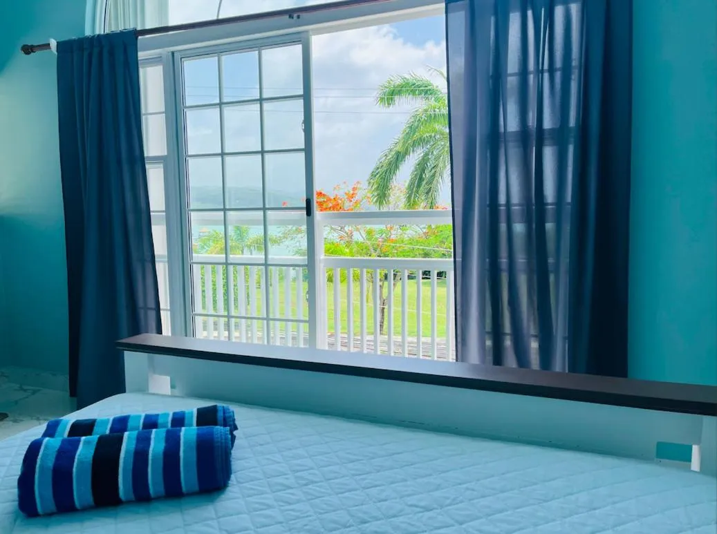 Bed in Luxury Apartments and Rooms,The Lagoons