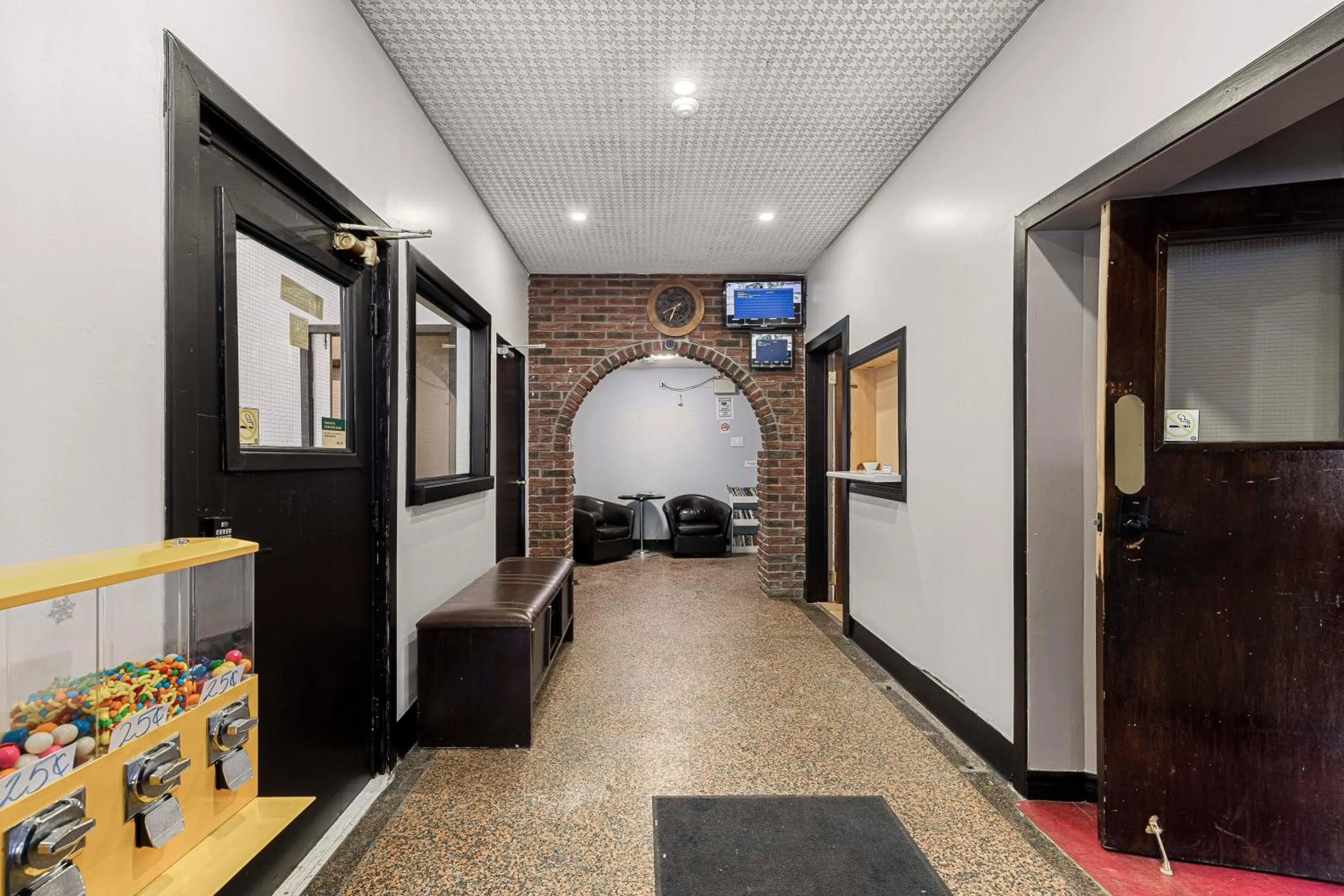 Property building in Lakeside Inn