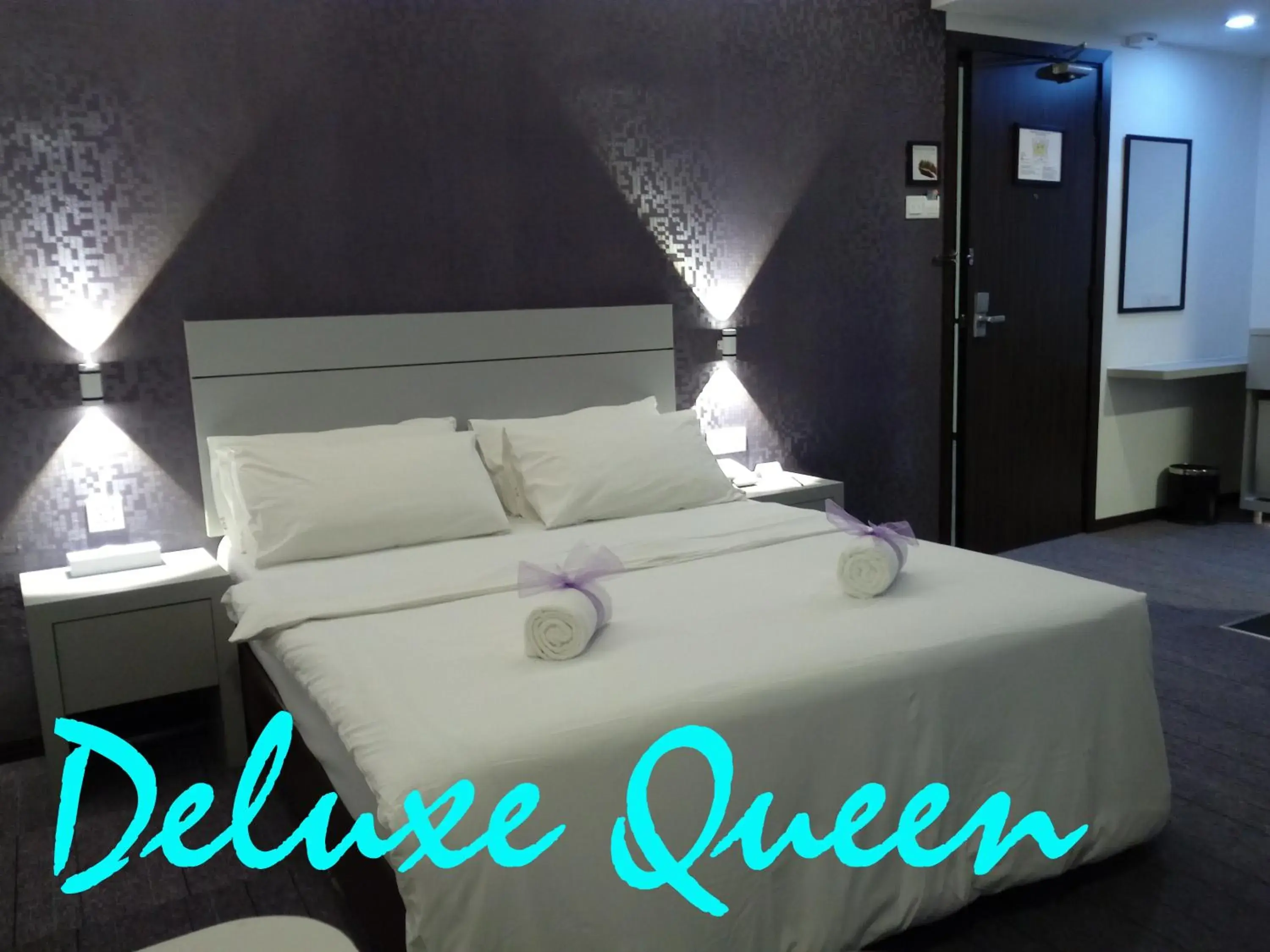 Deluxe Queen Room in Muar Traders Hotel Deluxe Queen Room in Muar Traders Hotel
