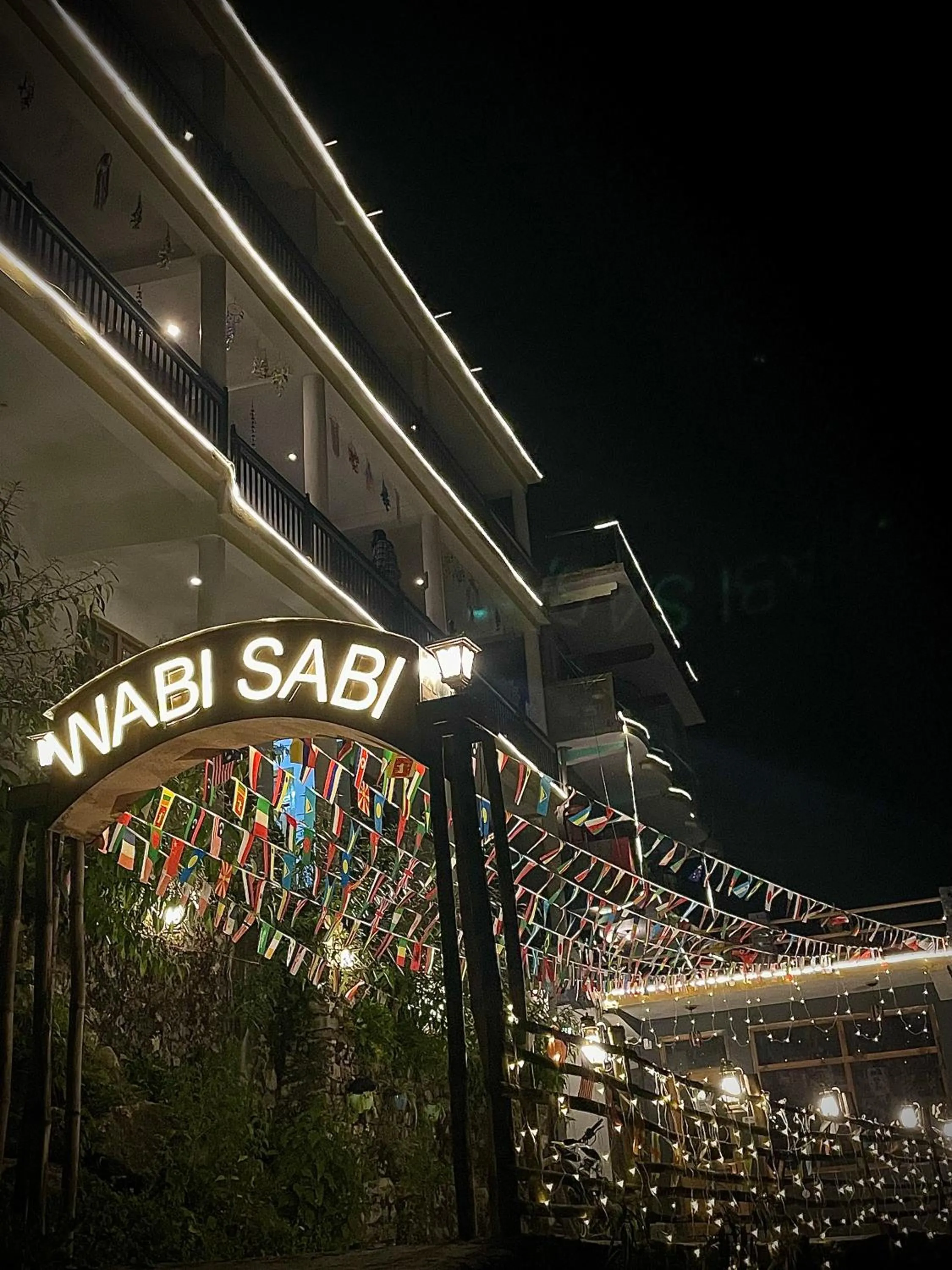 Restaurant/places to eat in Wabi Sabi Riverside Hostel