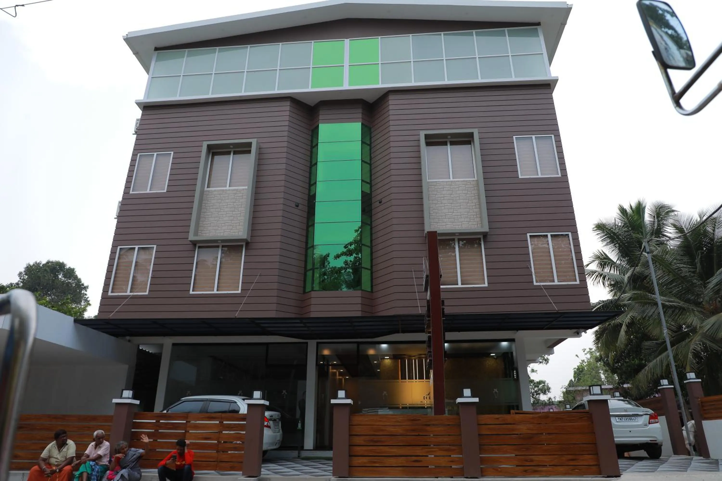 Facade/entrance in Delano Residency