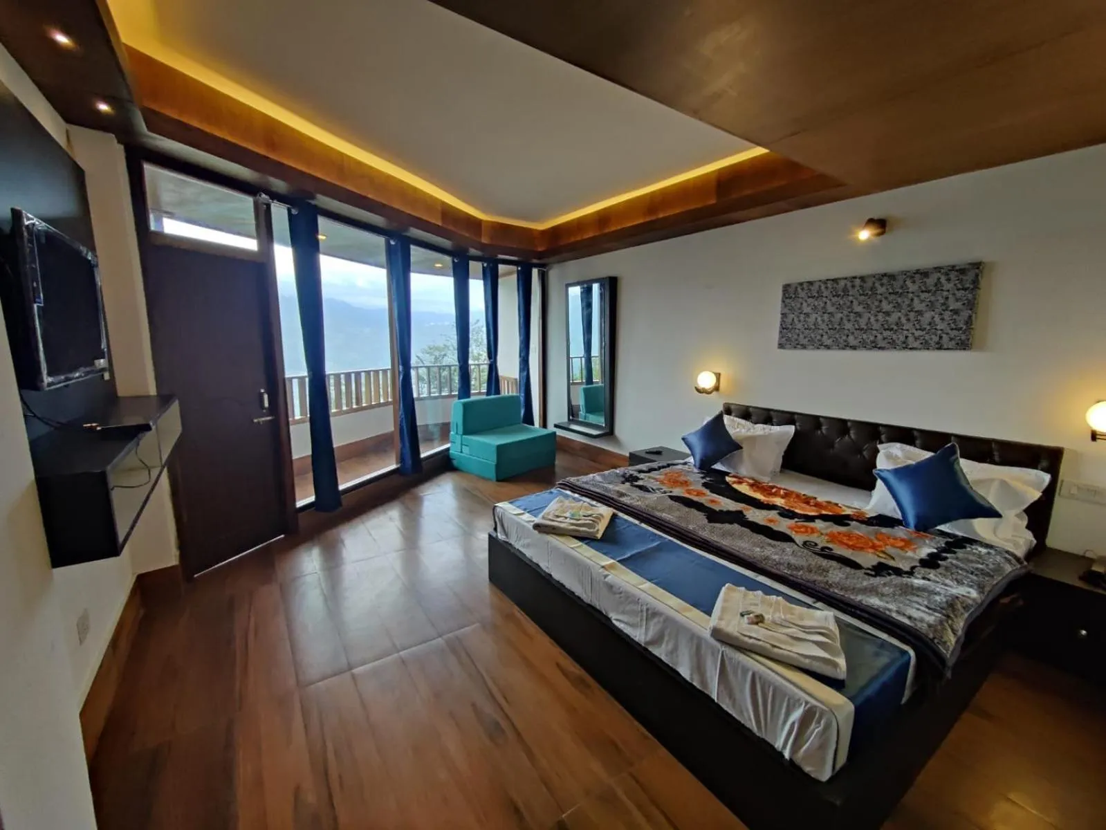 Bed in Hotel Norling SK Groups