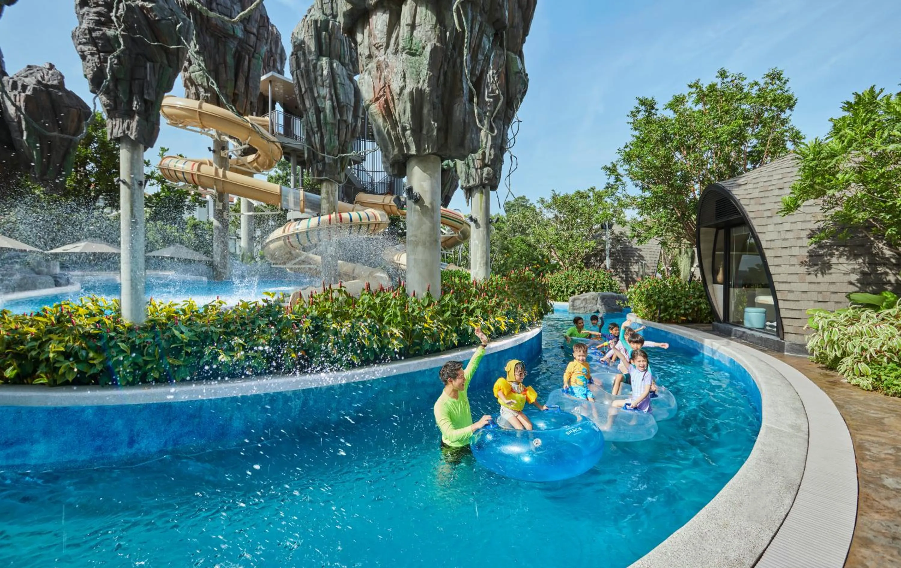 Aqua park in Grande Centre Point Space Pattaya