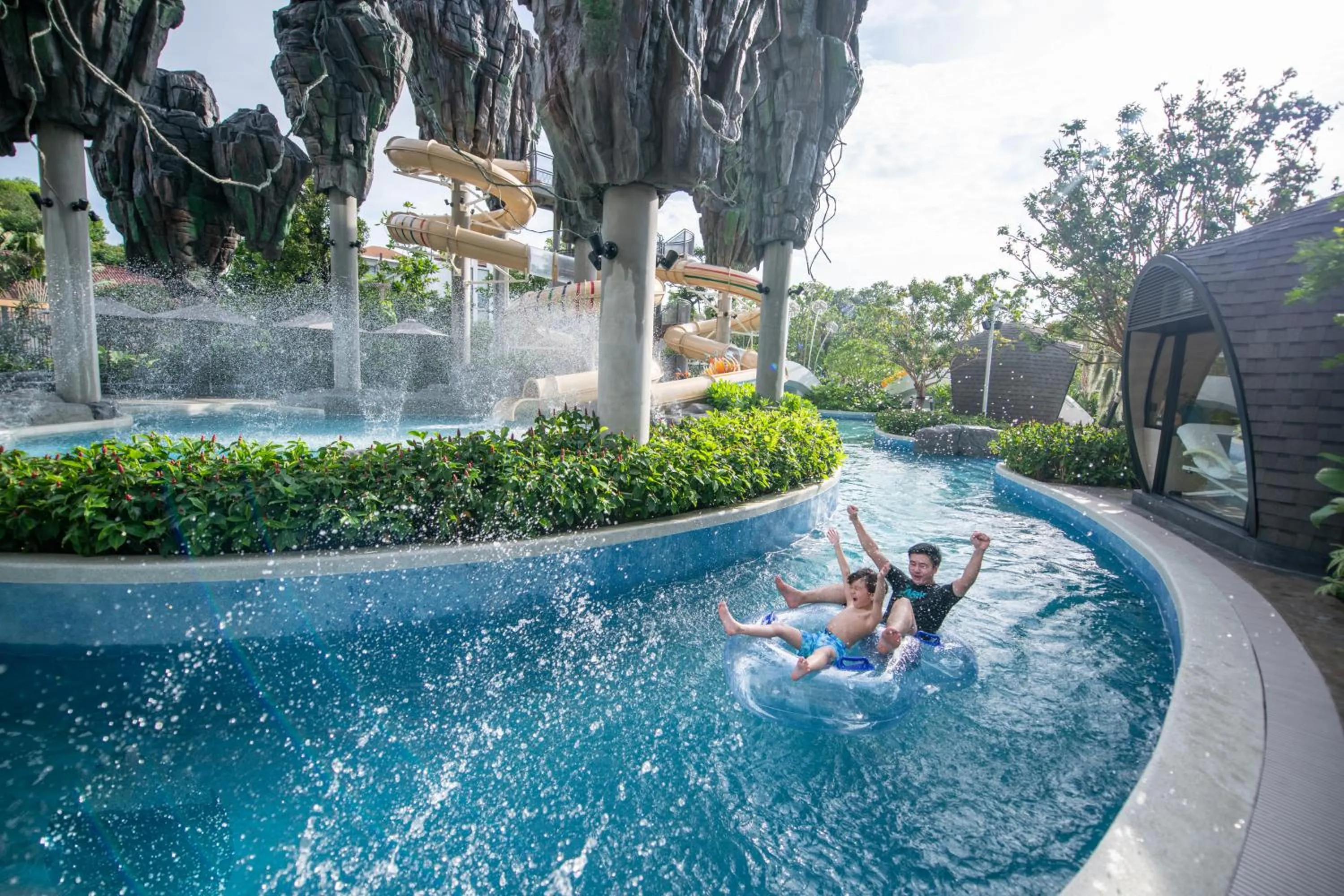 Aqua park in Grande Centre Point Space Pattaya