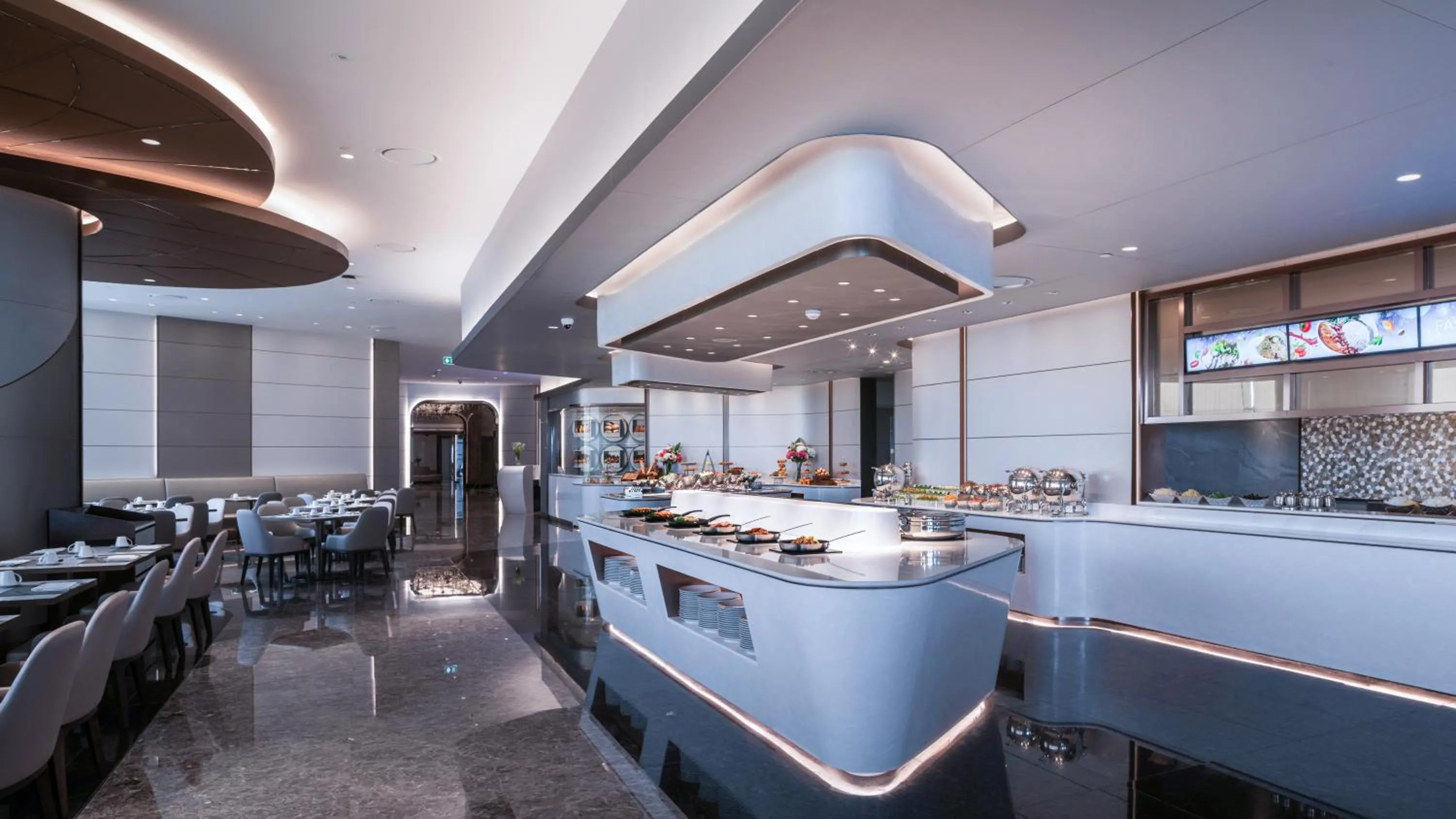 Restaurant/places to eat in Grande Centre Point Space Pattaya