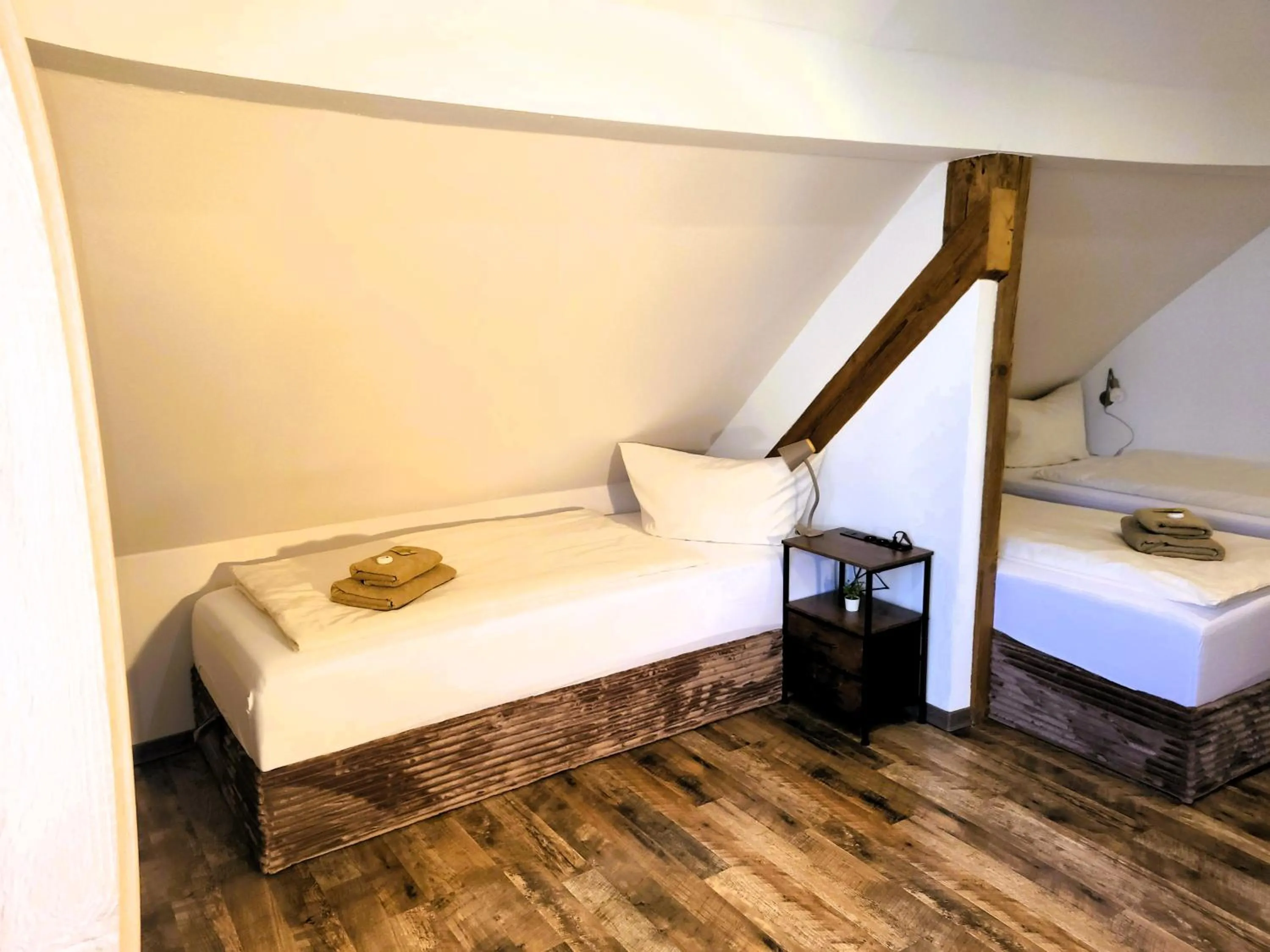 Bed in CJS Apartments - Chill or Drive am Nürburgring, new Box Spring Beds, new furniture, WLan, Spacious Rooms, Quiet Location