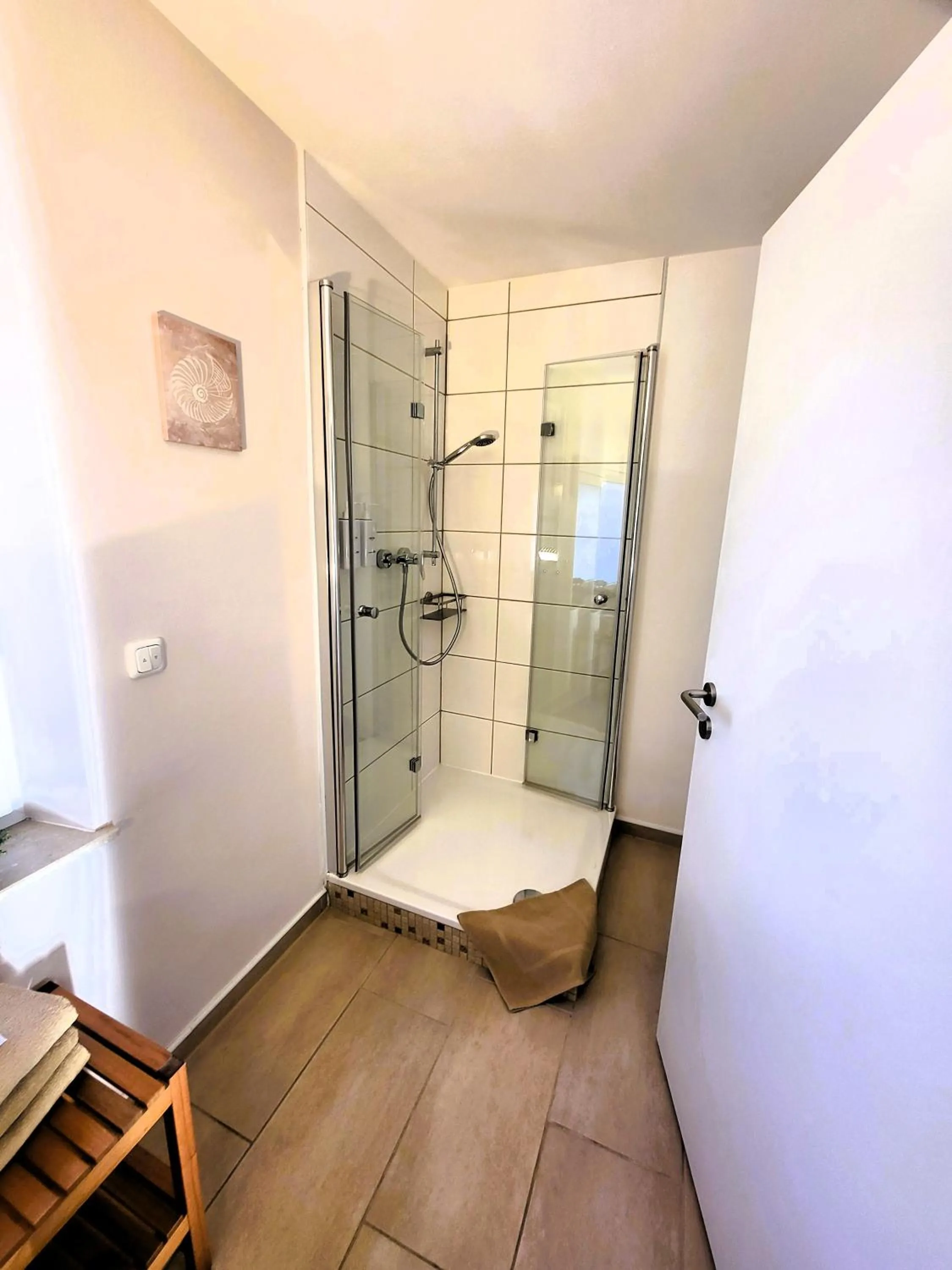 Shower in CJS Apartments - Chill or Drive am Nürburgring, new Box Spring Beds, new furniture, WLan, Spacious Rooms, Quiet Location