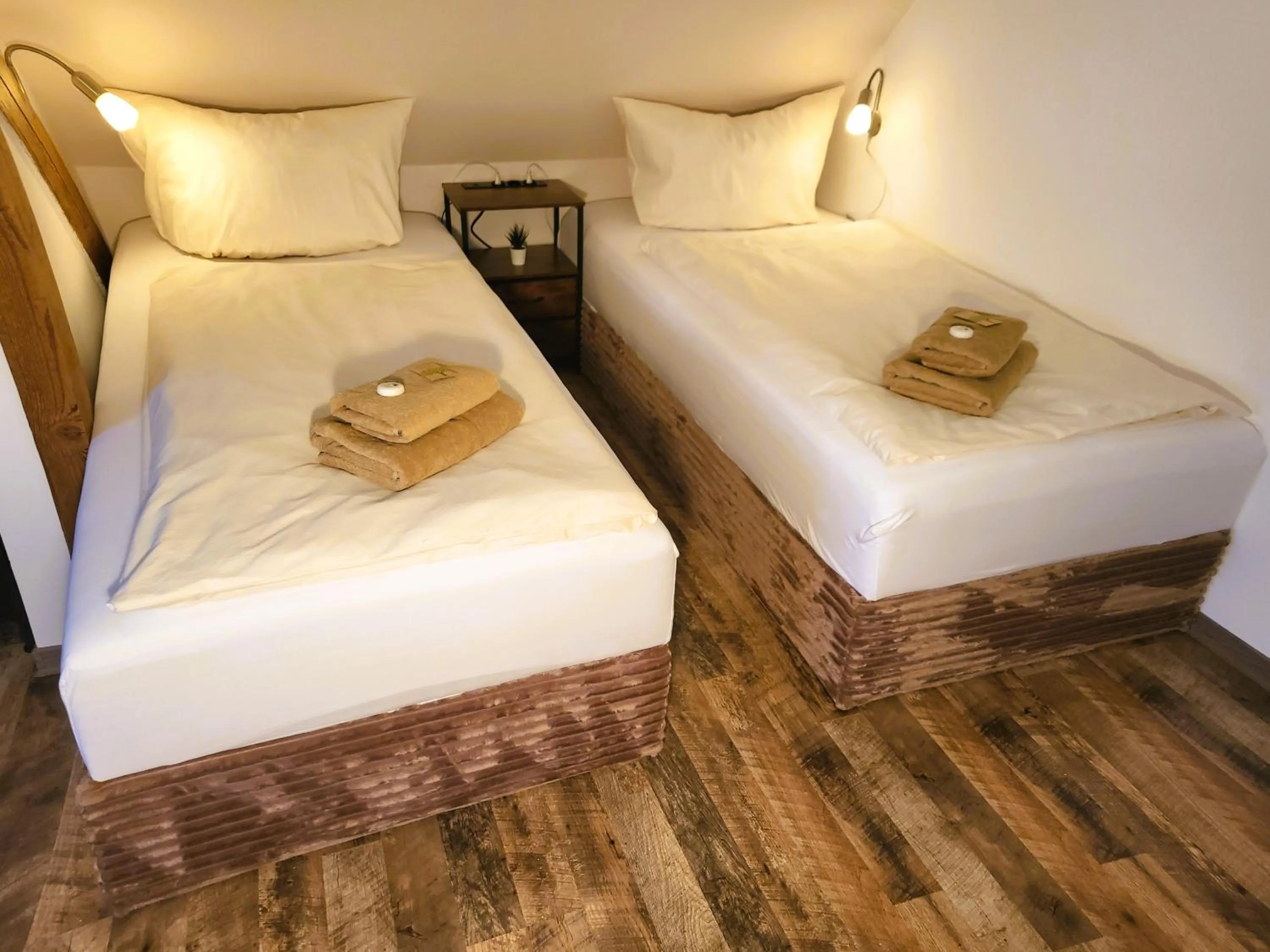 Bed in CJS Apartments - Chill or Drive am Nürburgring, new Box Spring Beds, new furniture, WLan, Spacious Rooms, Quiet Location