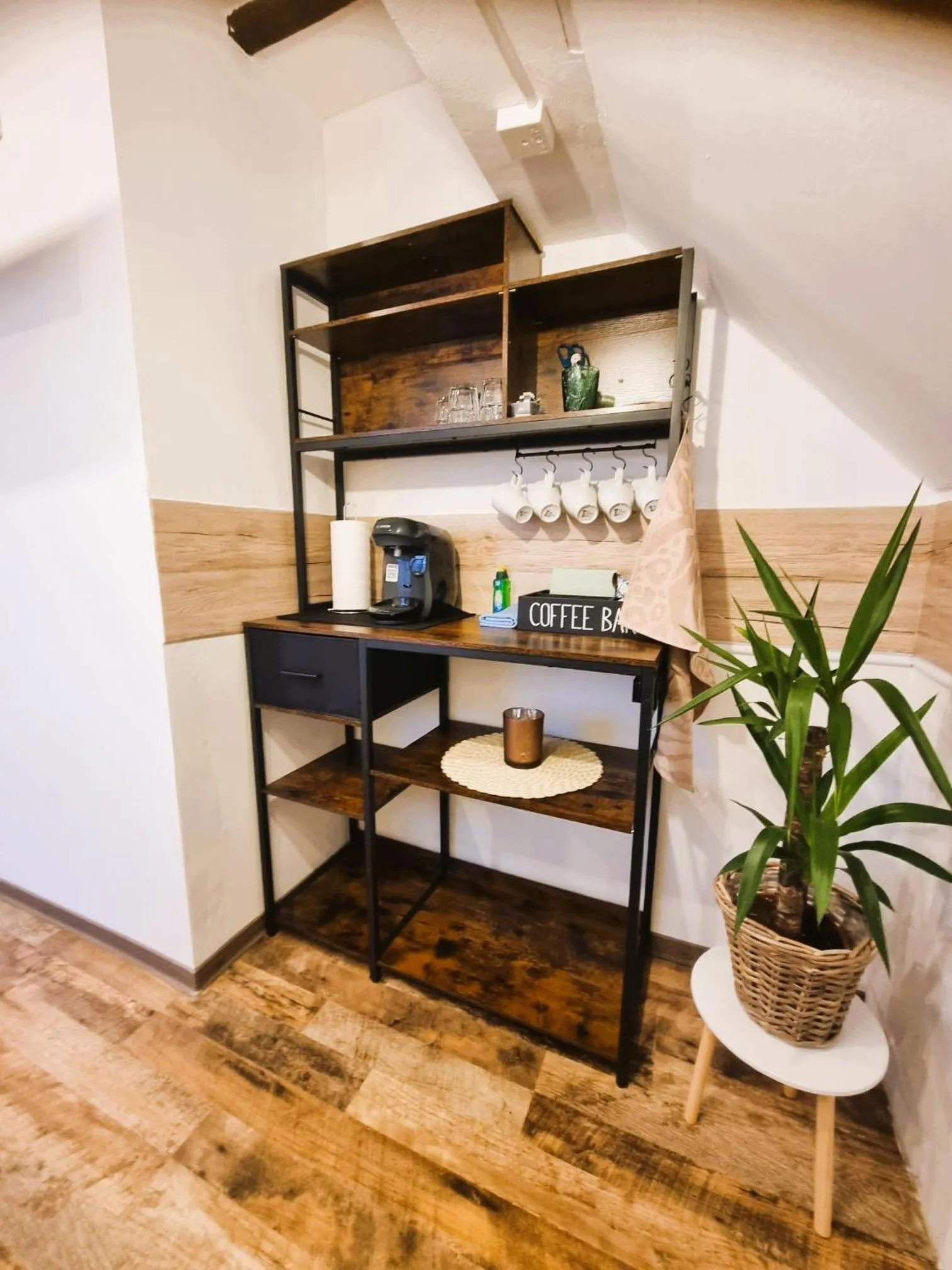 Kitchen or kitchenette in CJS Apartments - Chill or Drive am Nürburgring, new Box Spring Beds, new furniture, WLan, Spacious Rooms, Quiet Location