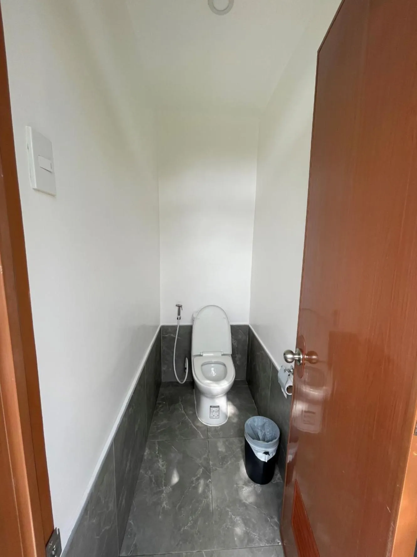 Toilet in Red Picnic Hostel Panglao