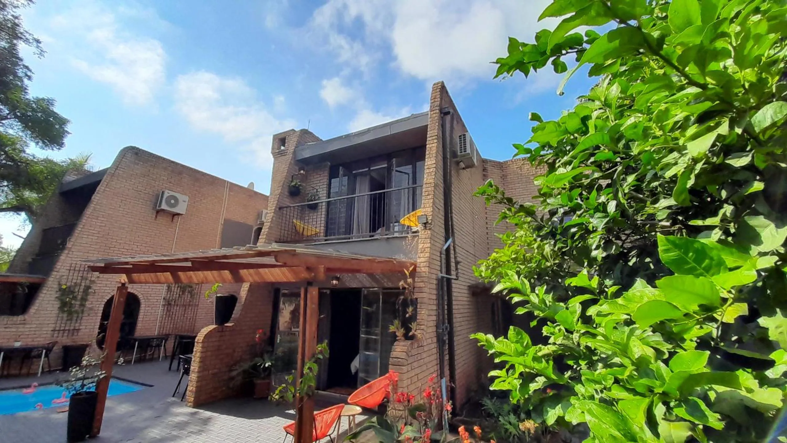 Property building in Grafiti Boutique Hotel