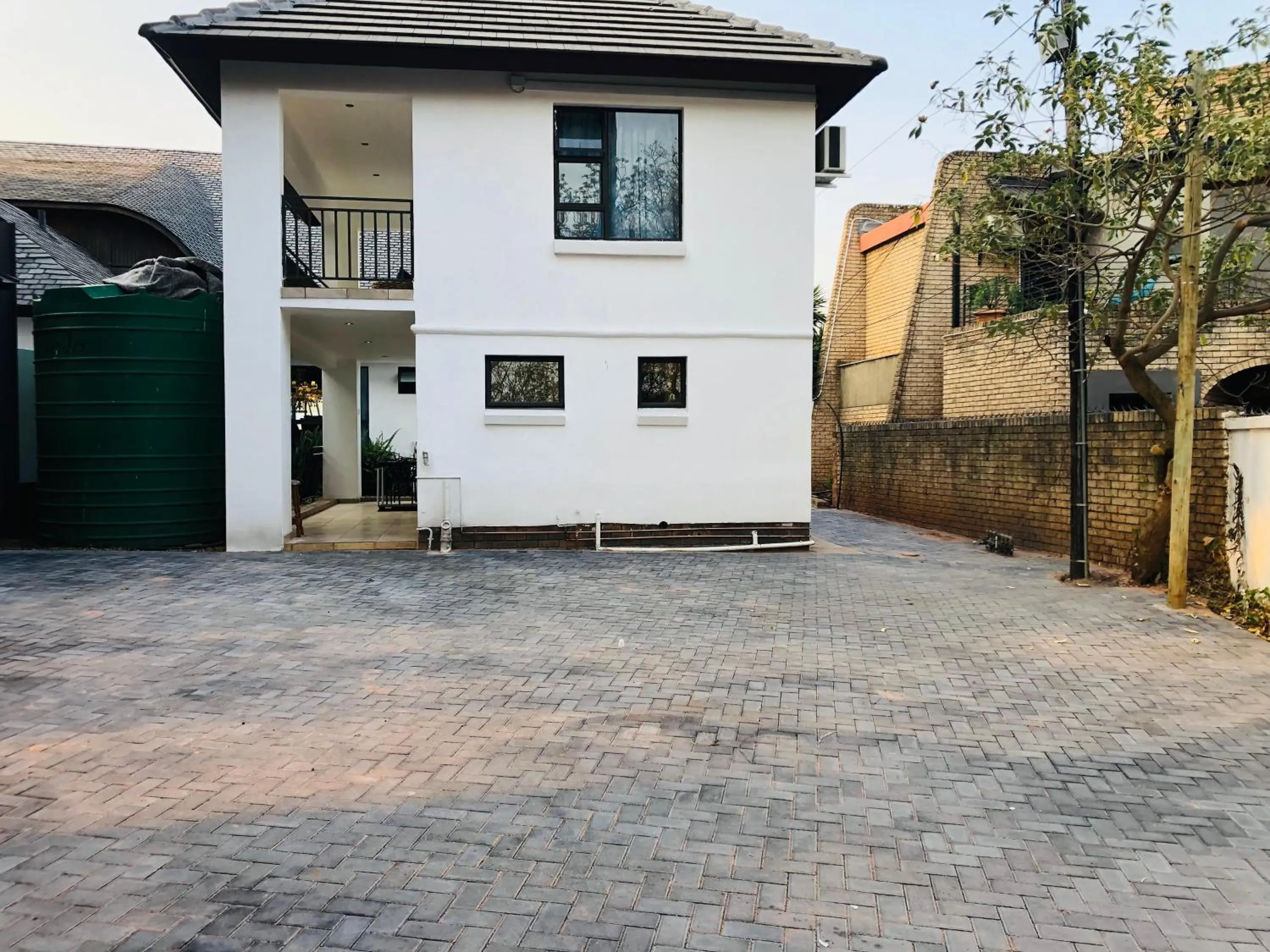 Parking in Grafiti Boutique Hotel