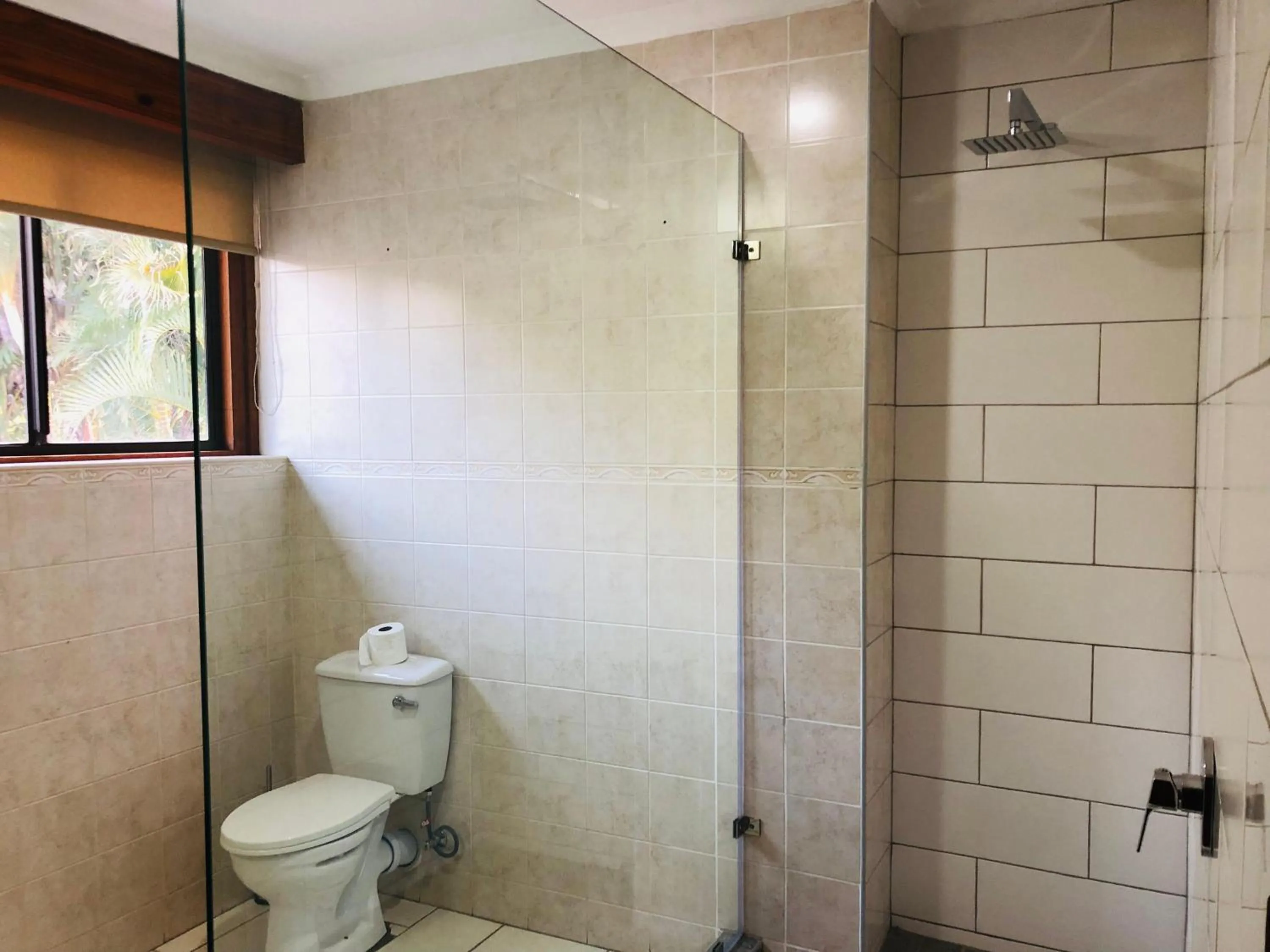 Shower in Grafiti Boutique Hotel