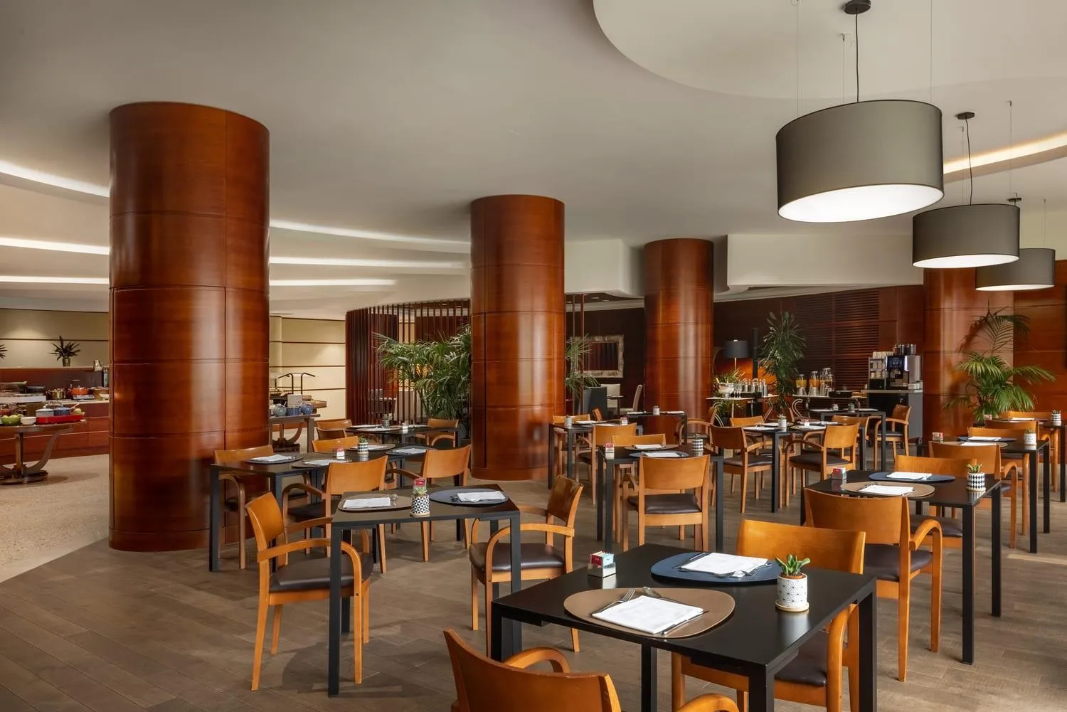 Breakfast in UNA Hotels Cusani Milano