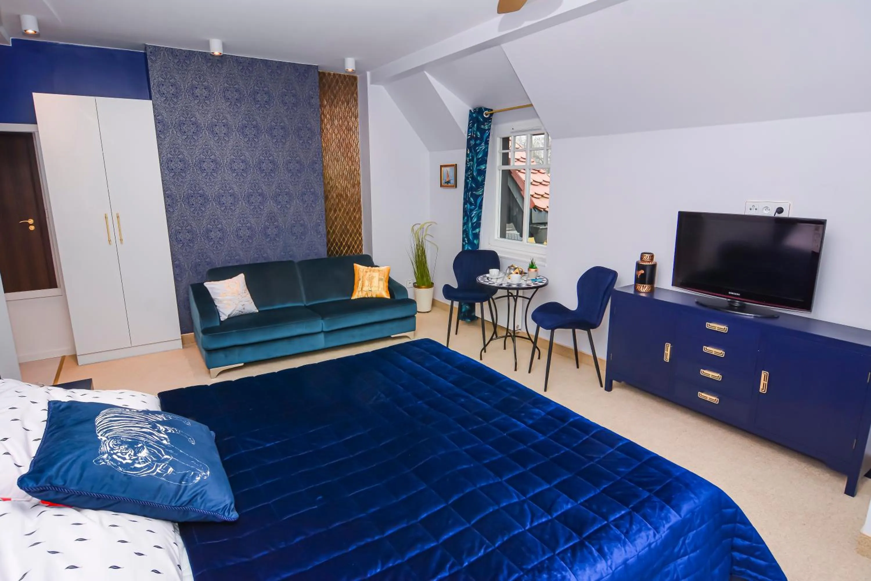 Bed in Willa Kashmir