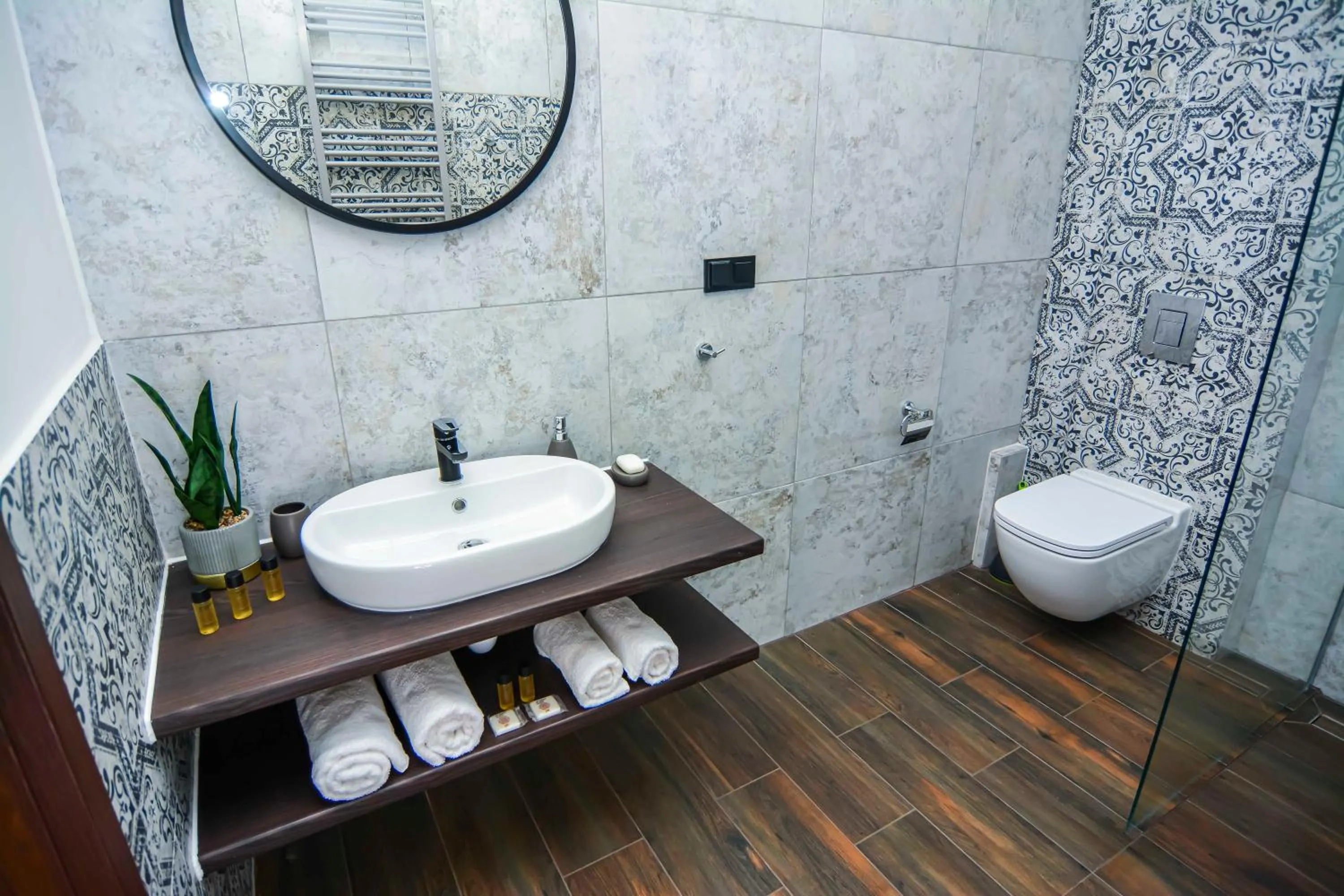 Shower in Willa Kashmir