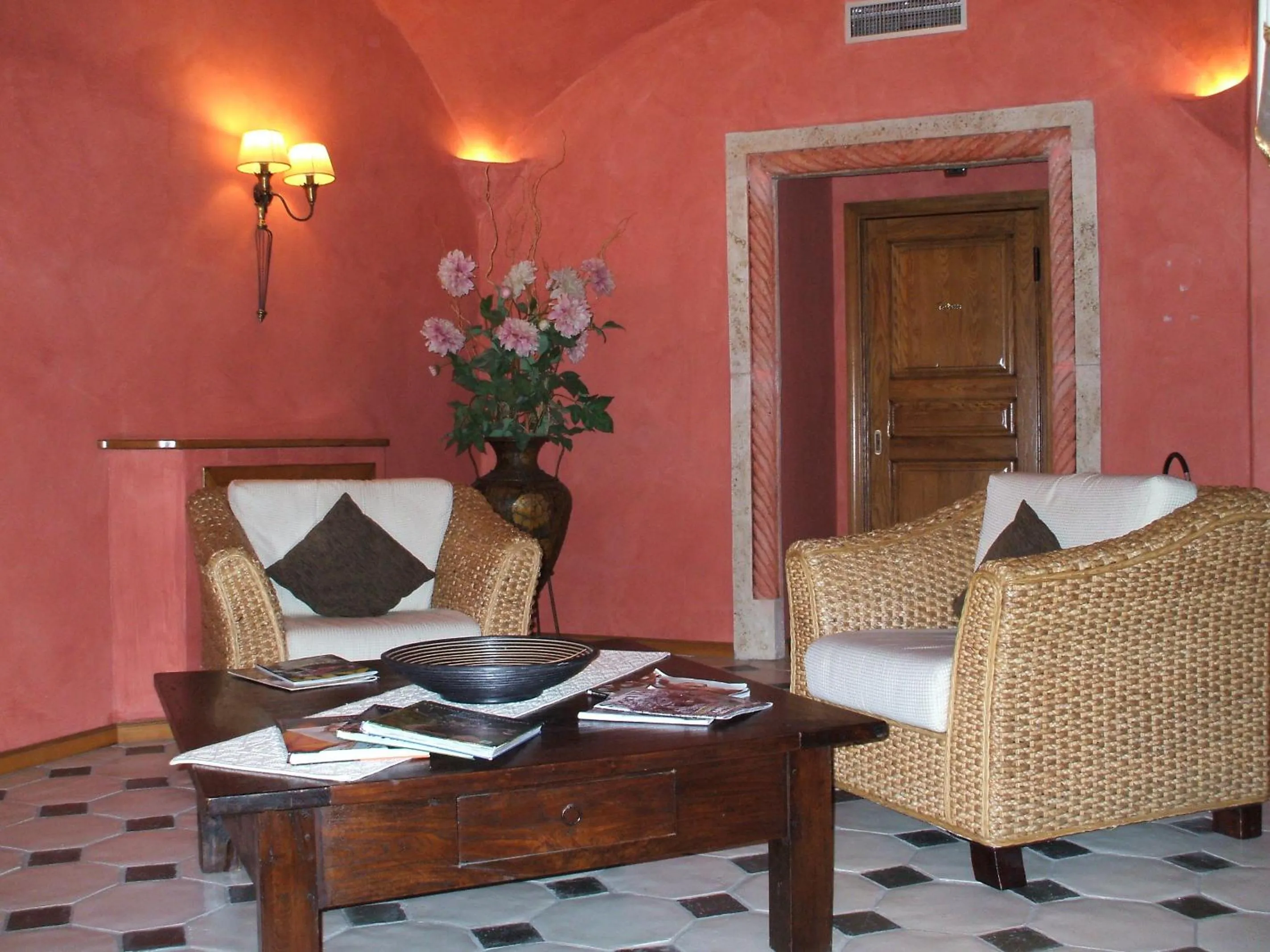 Lounge or bar in Hotel Sa Contonera