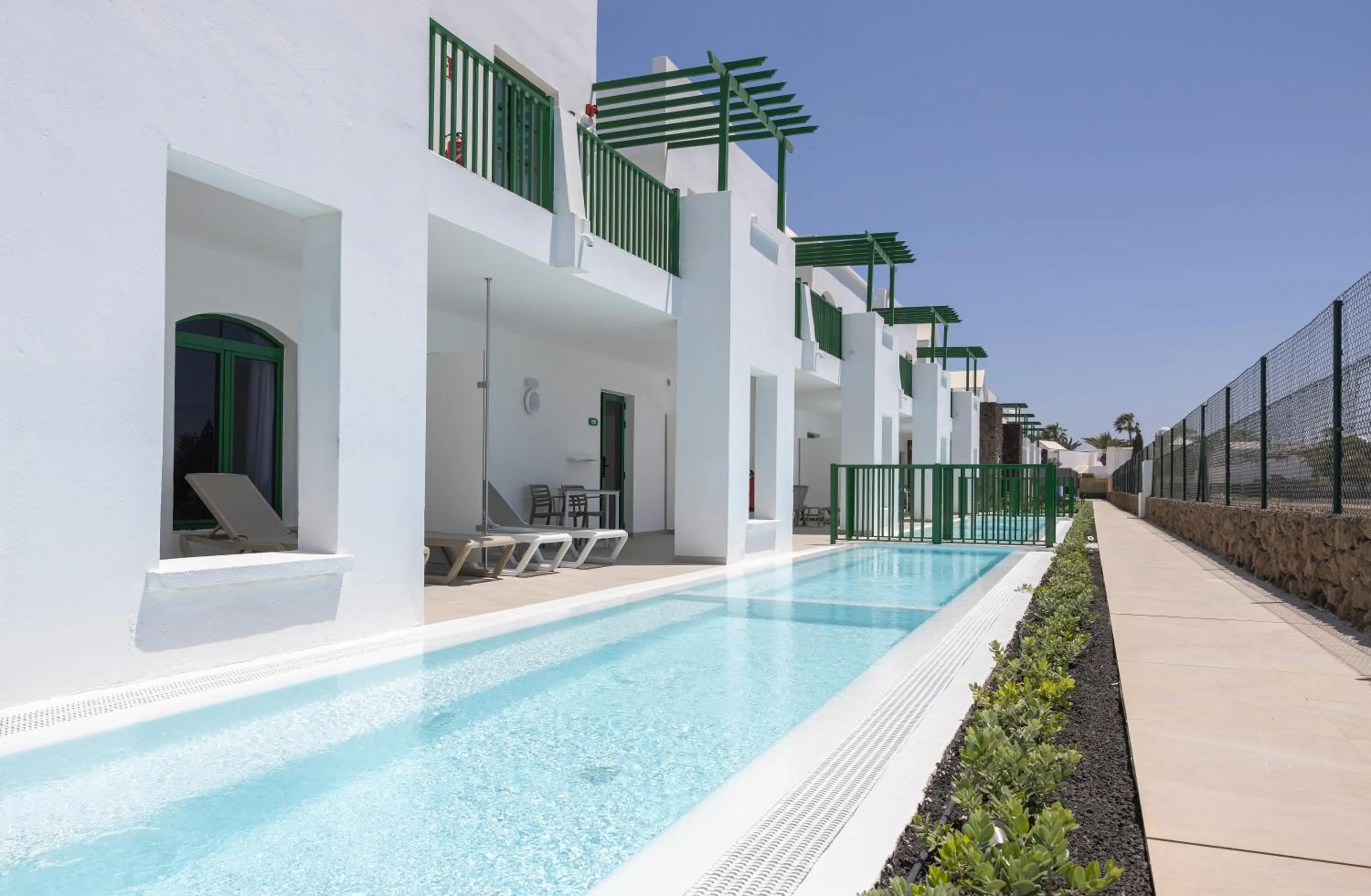 Swimming pool in MYND Yaiza