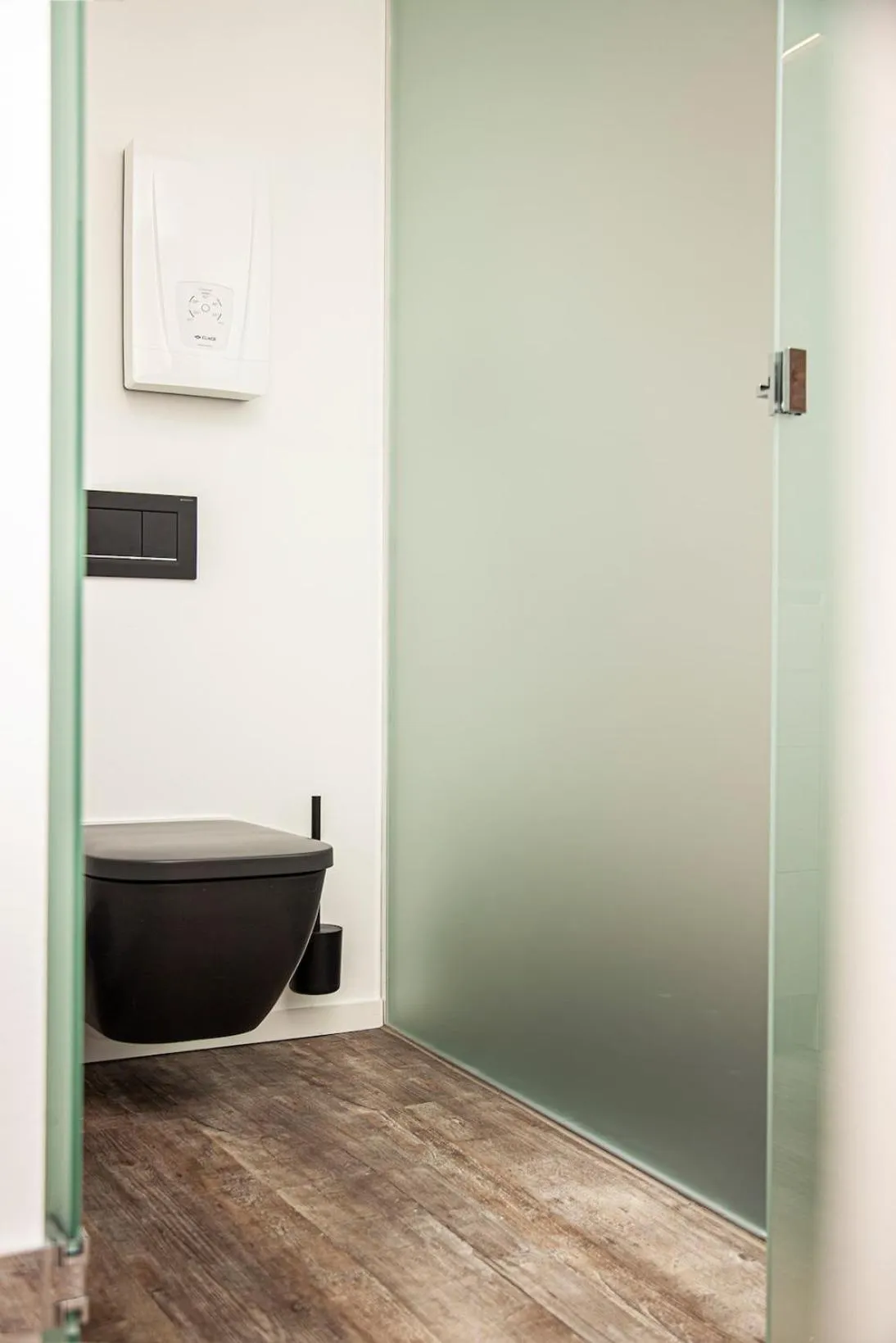 Bathroom in The Faces Berlin Apartments