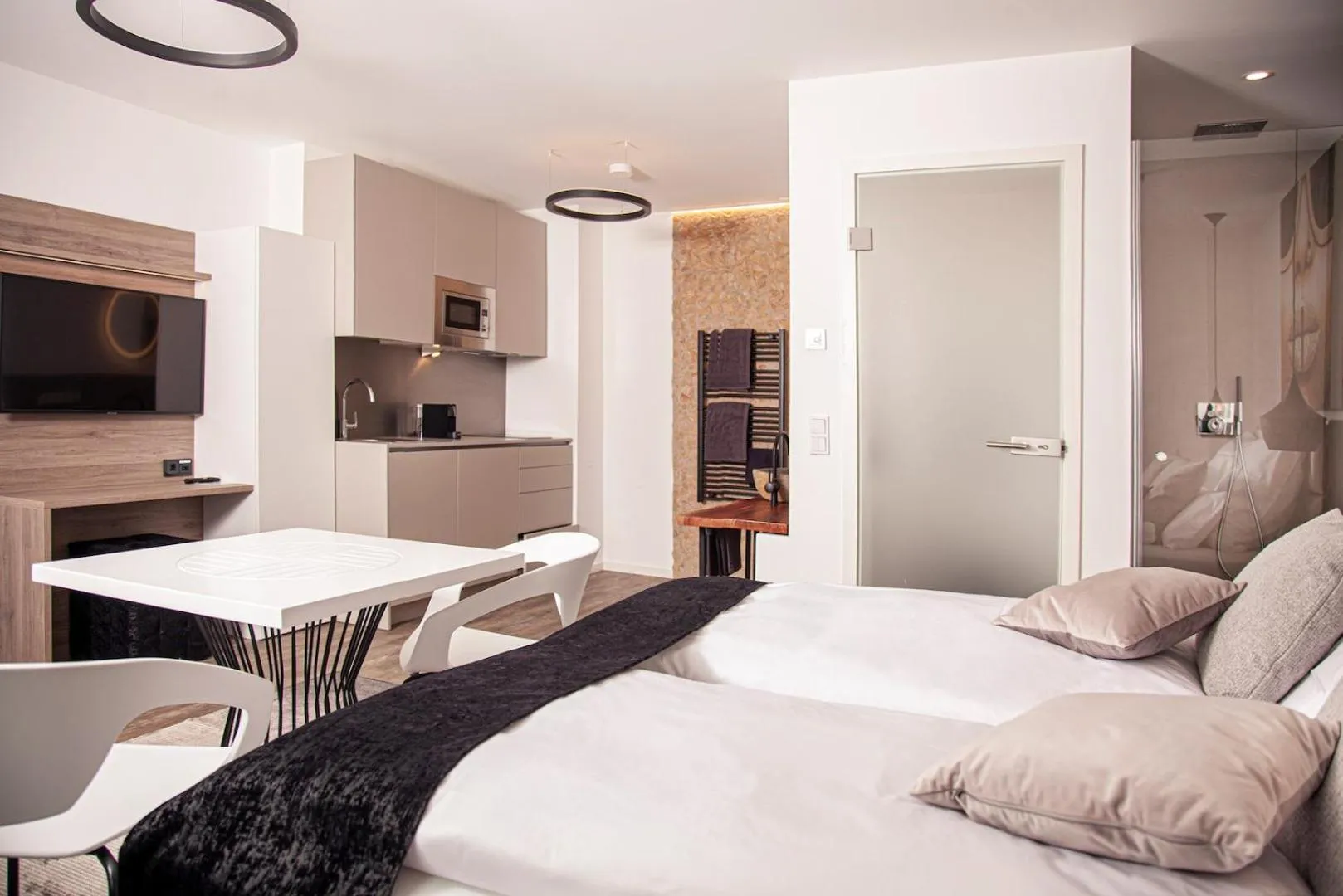 Photo of the whole room in The Faces Berlin Apartments