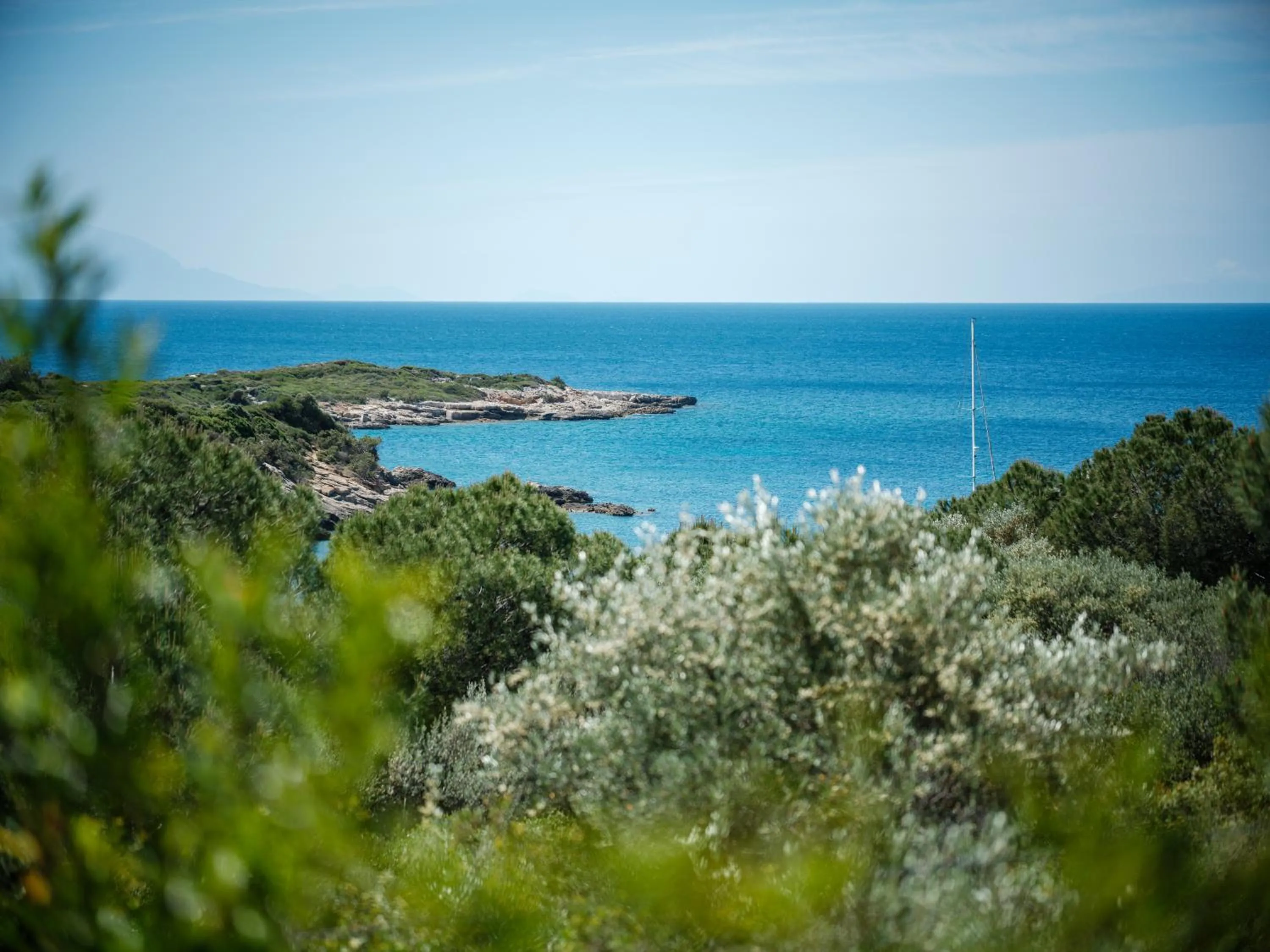 Hiking in Hiddenbay Teos Hotel