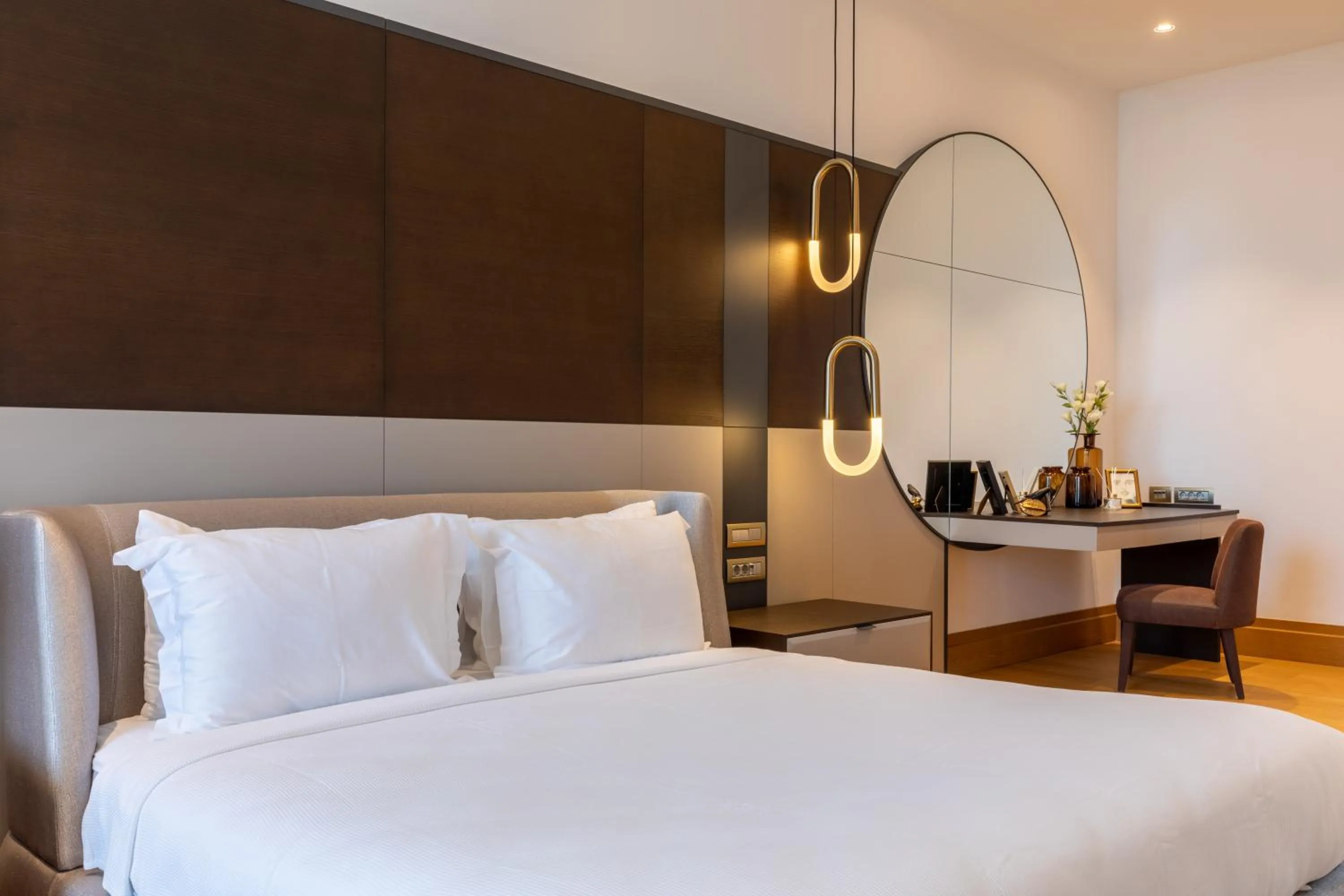 Bed in Hiddenbay Teos Hotel