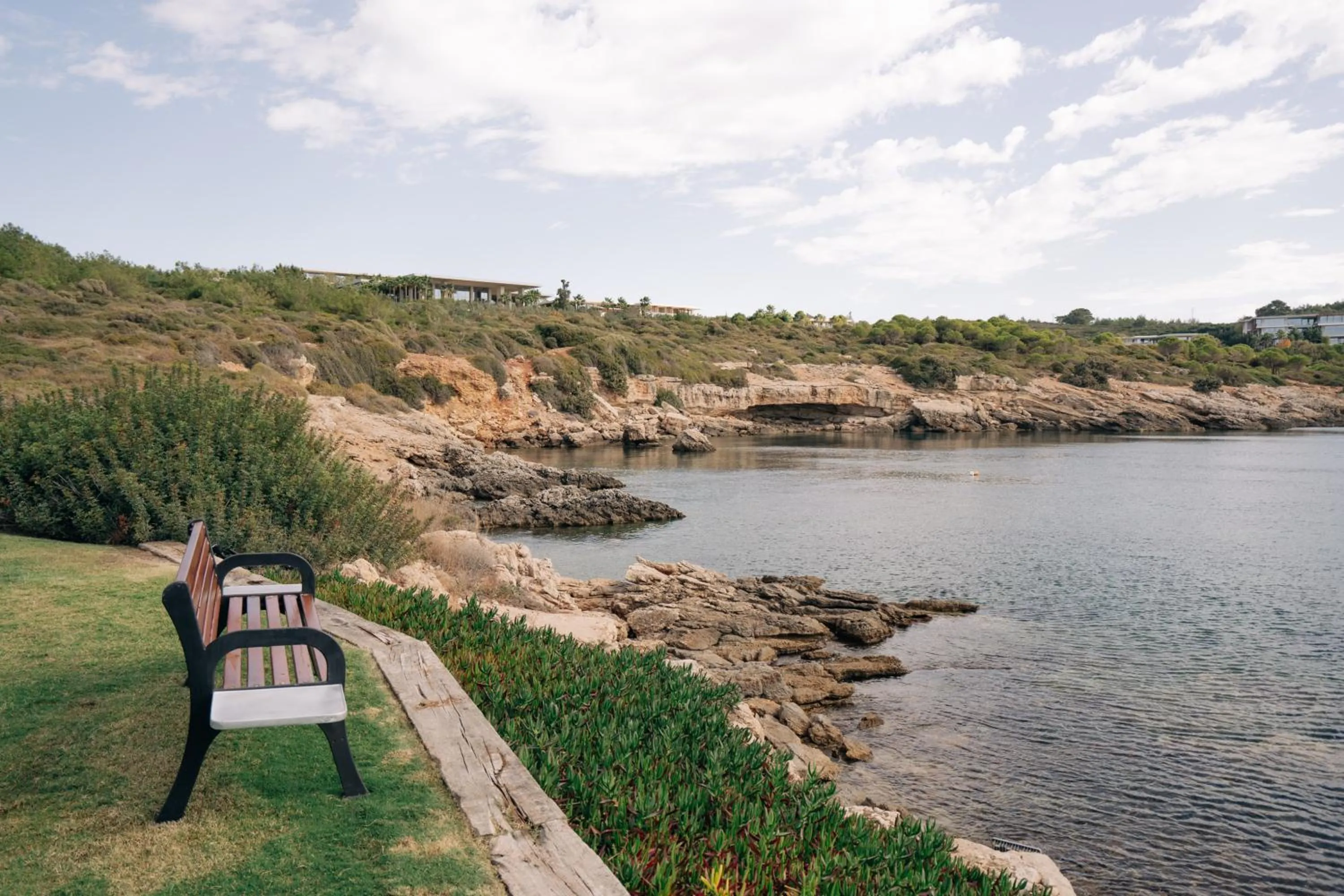 Day in Hiddenbay Teos Hotel