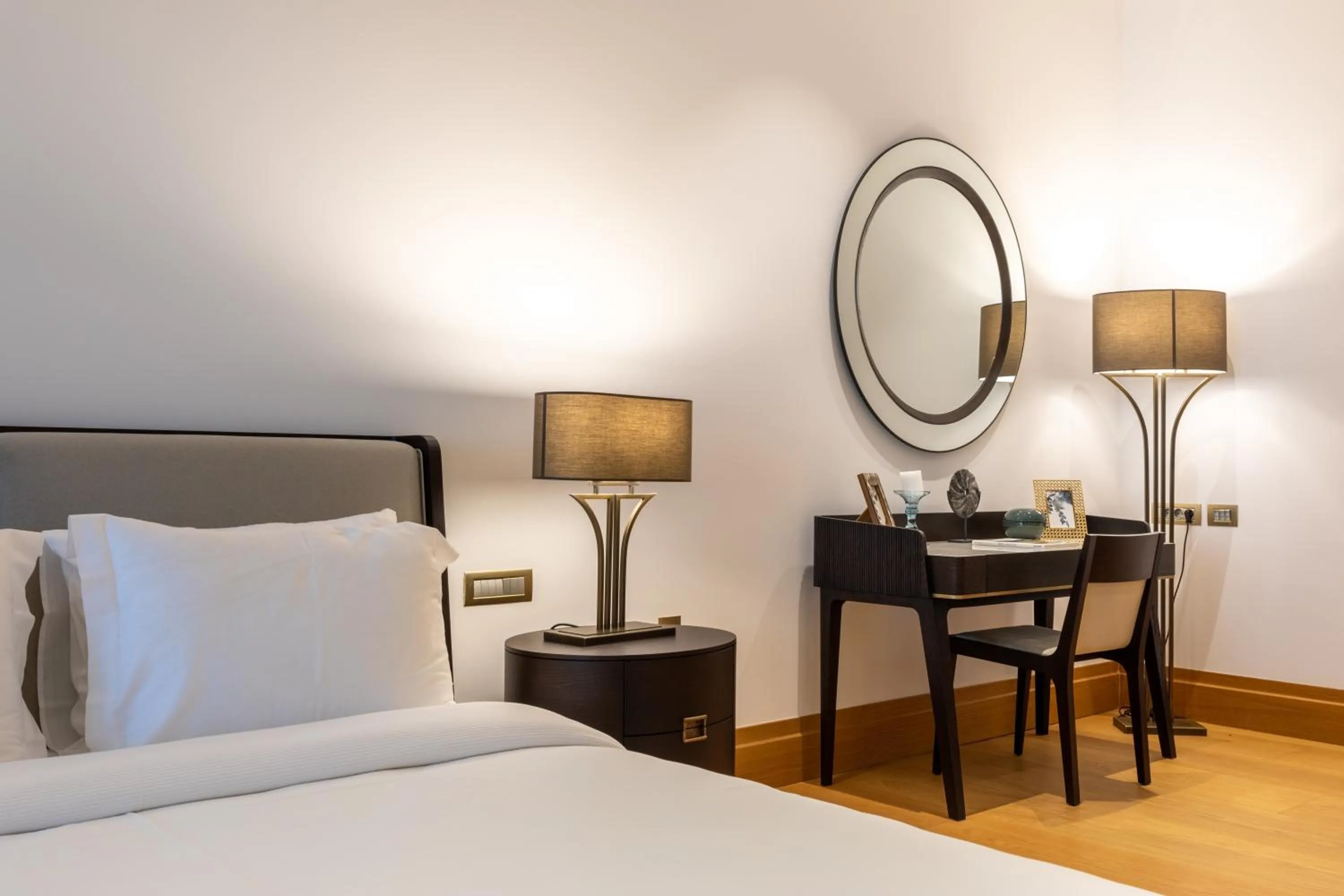 Bedroom, Bed in Hiddenbay Teos Hotel