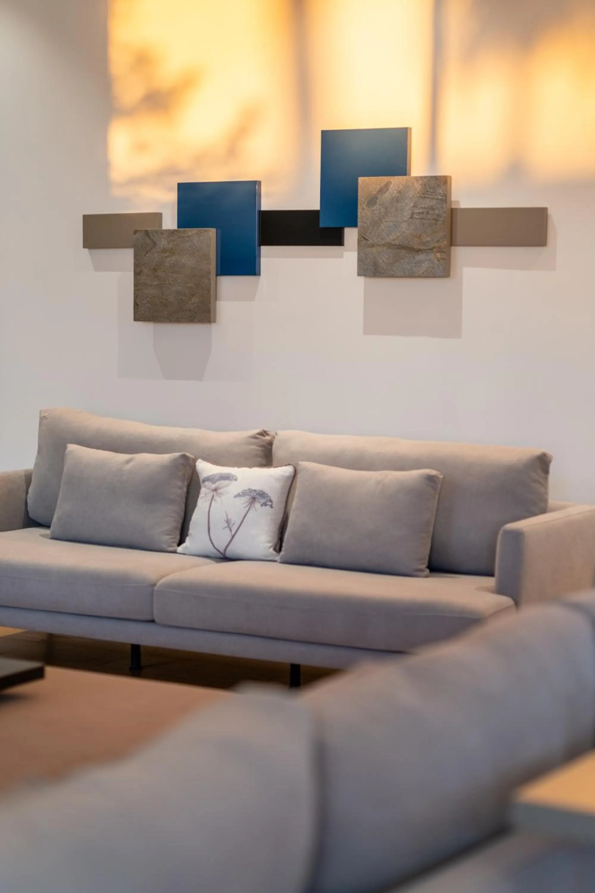 Seating area in Hiddenbay Teos Hotel