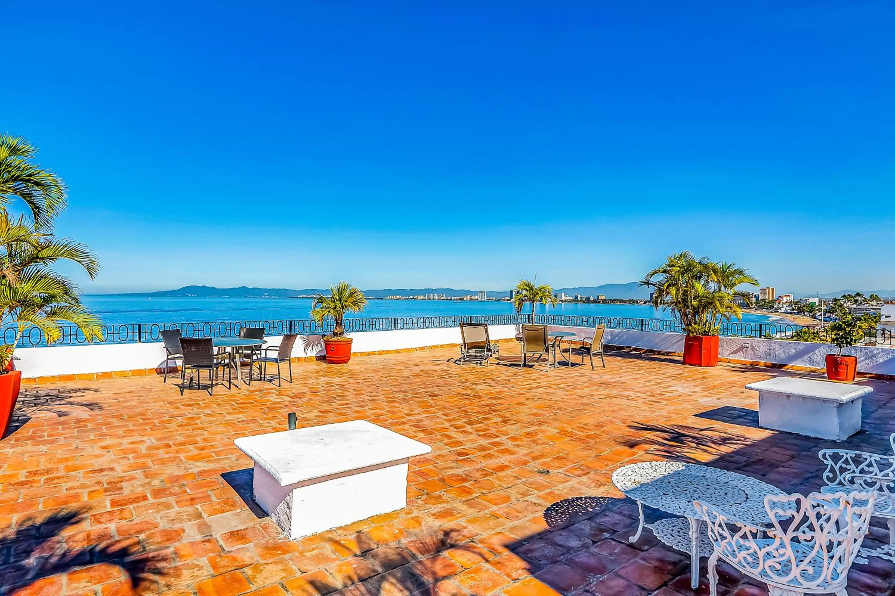 Malecon Beach Side Downtown Condo