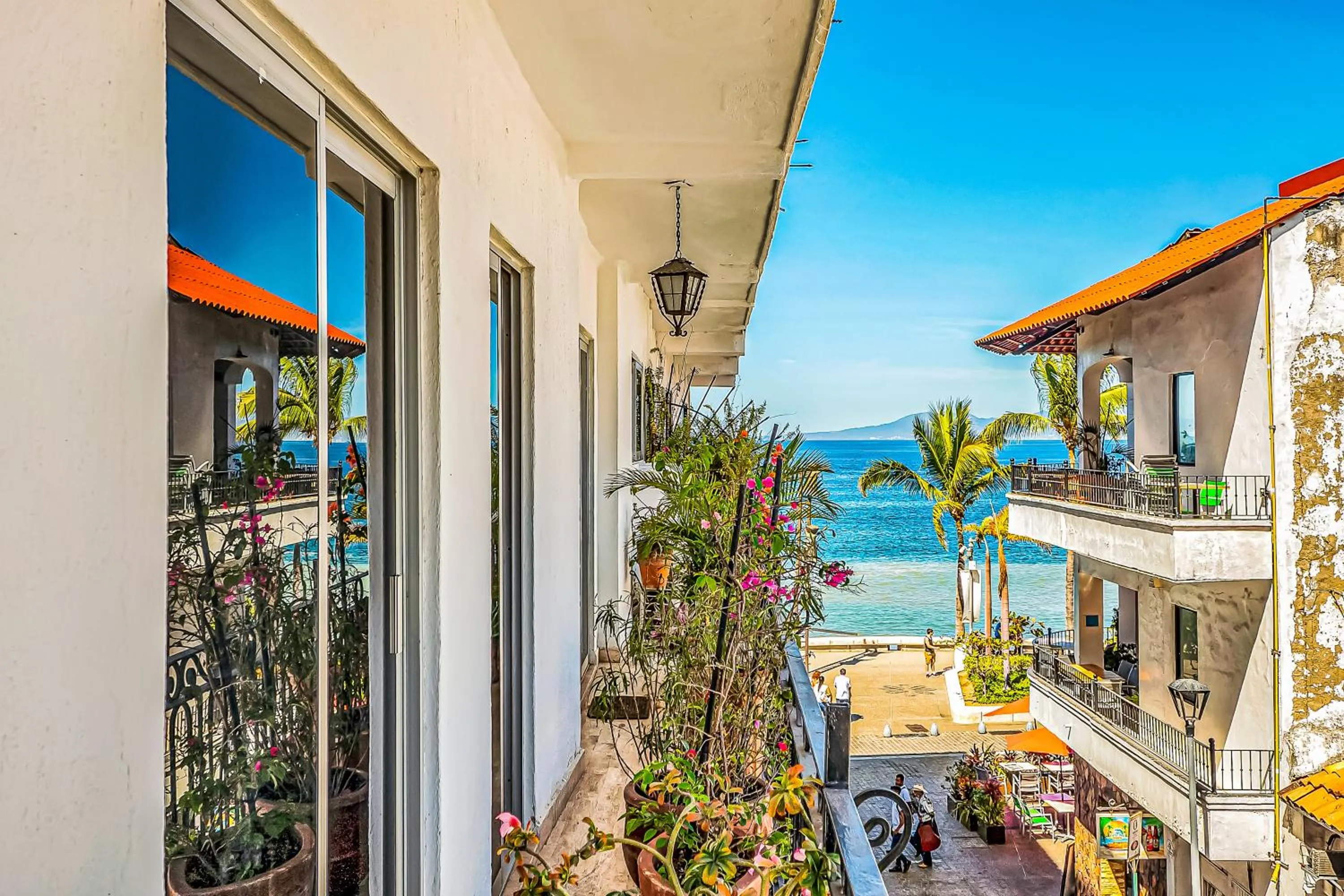 Malecon Beach Side Downtown Condo